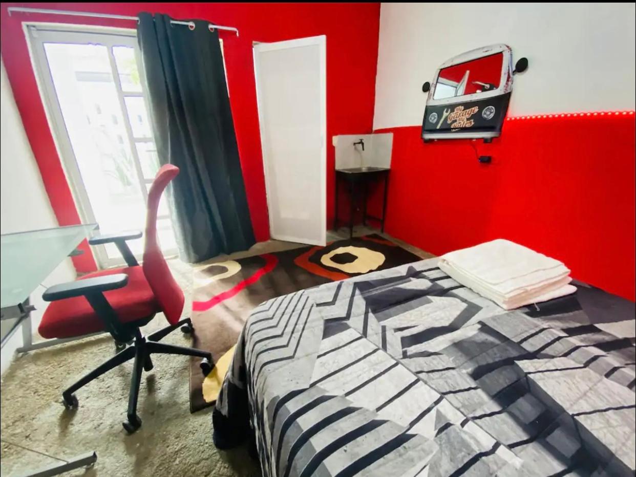 hotel room