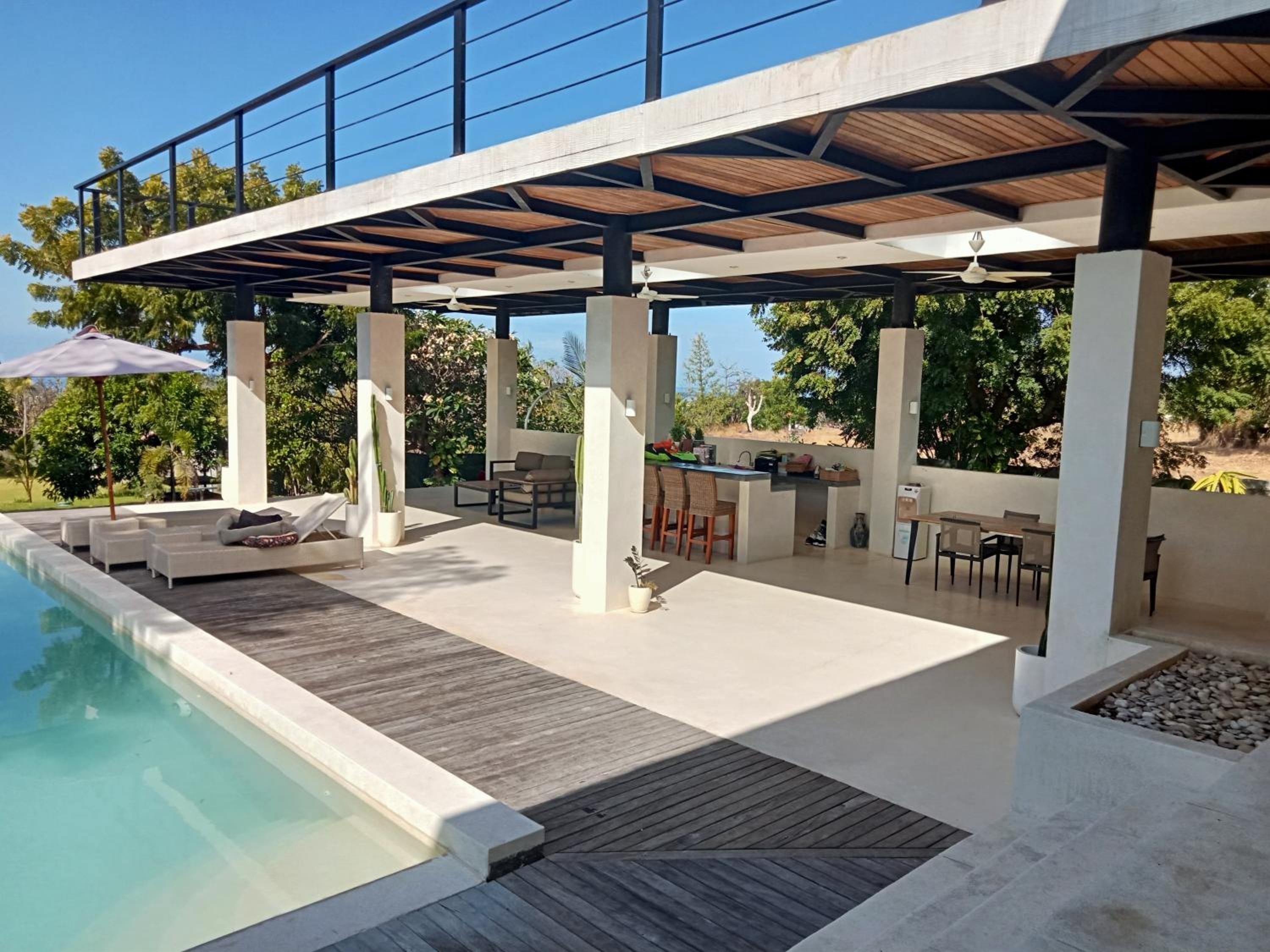 Makati Villa Tulamben