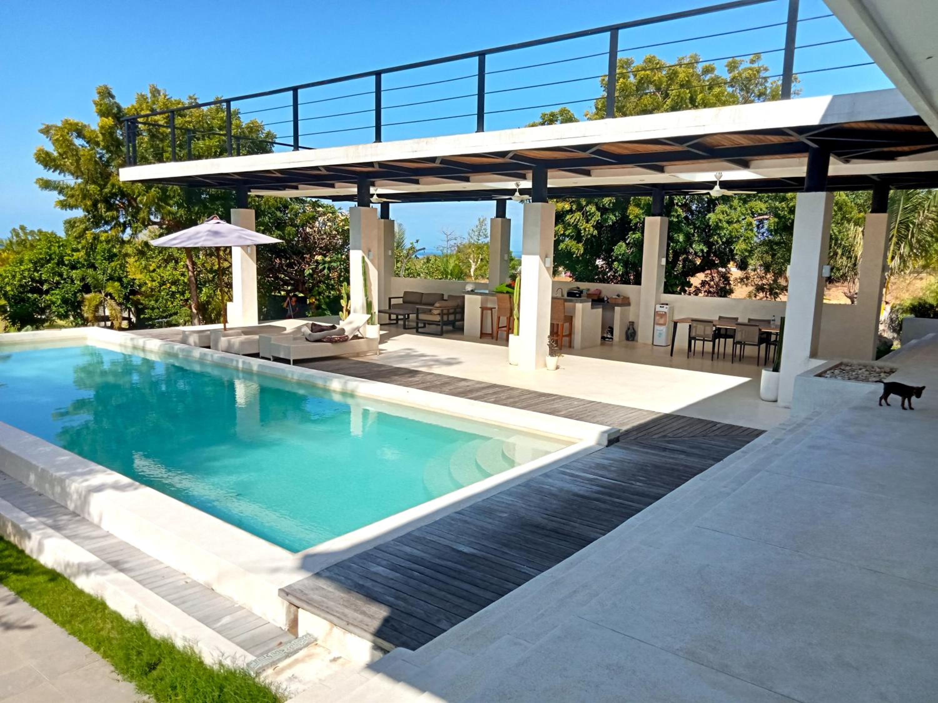 Makati Villa Tulamben