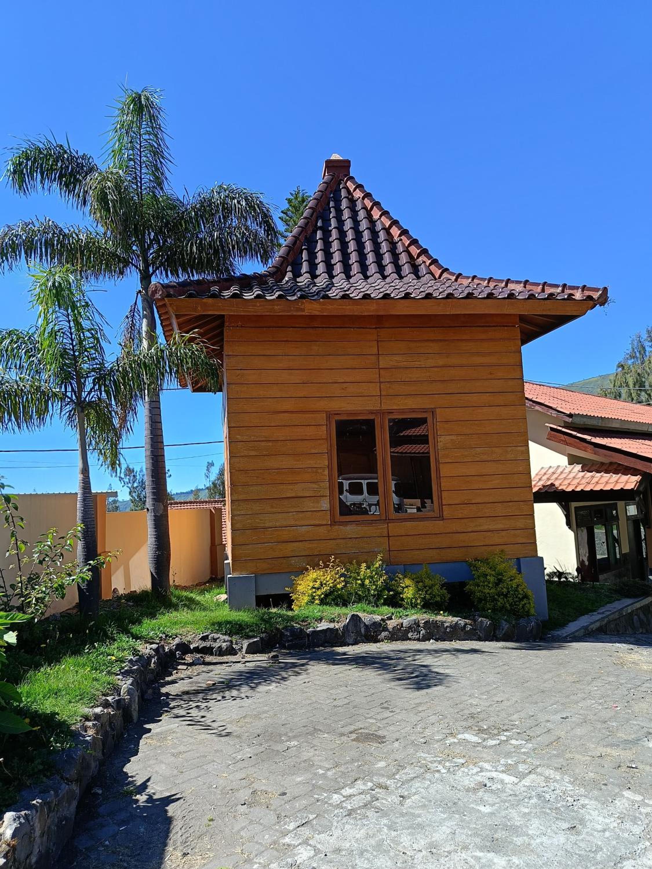 Photo 13