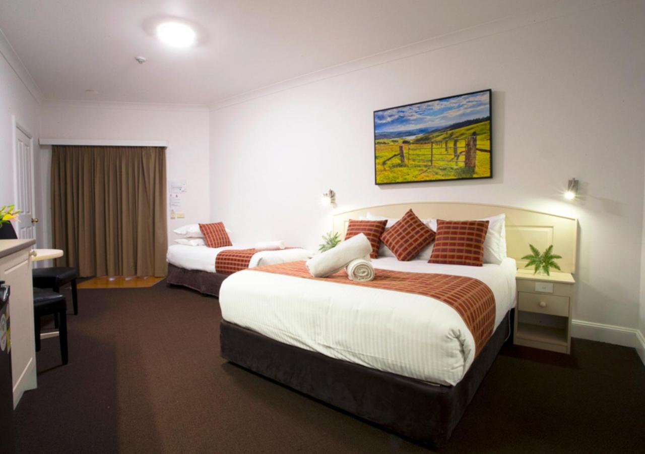 Bowen Inn Motel