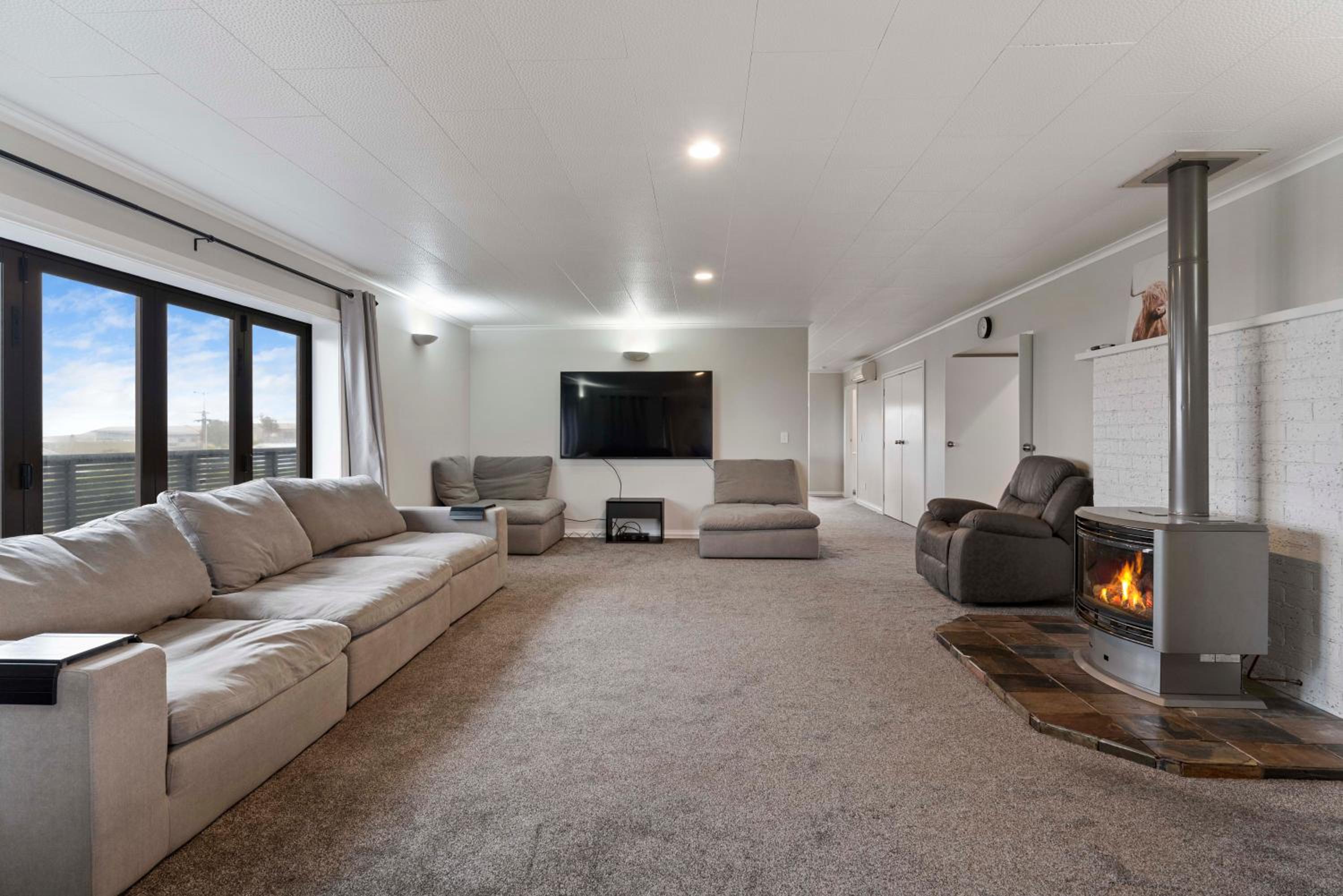 Poppy's Bach - Lake Taupo Holiday Home view 2