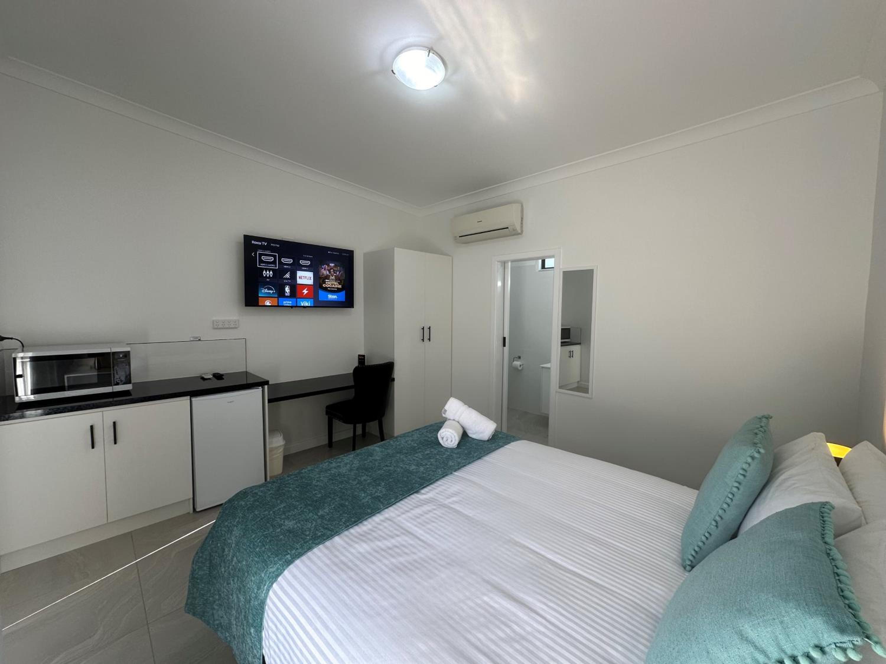 Mia Motel