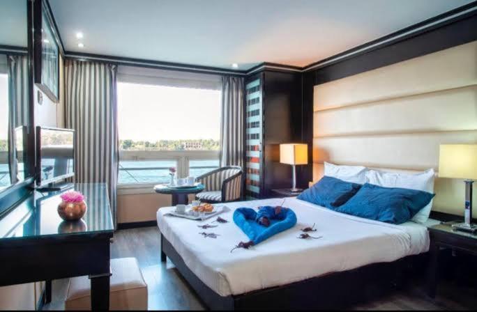 Nile cruises from Luxor to Aswan