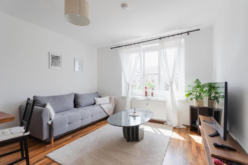 Bauhaus Museum Apartment - Property Image 12