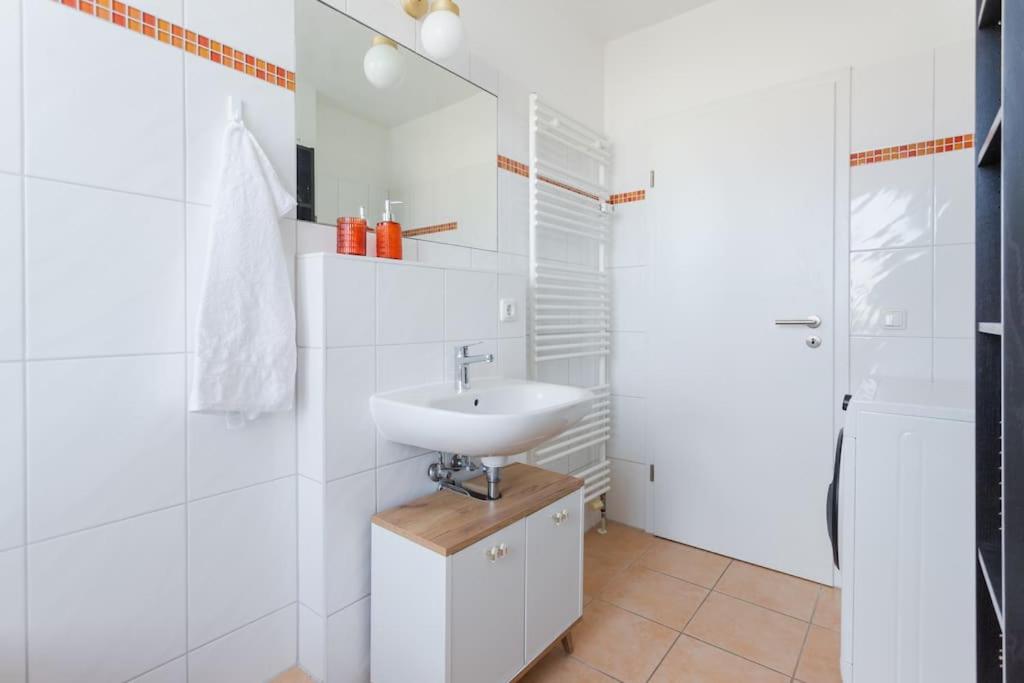 Bauhaus Museum Apartment - Property Image 7