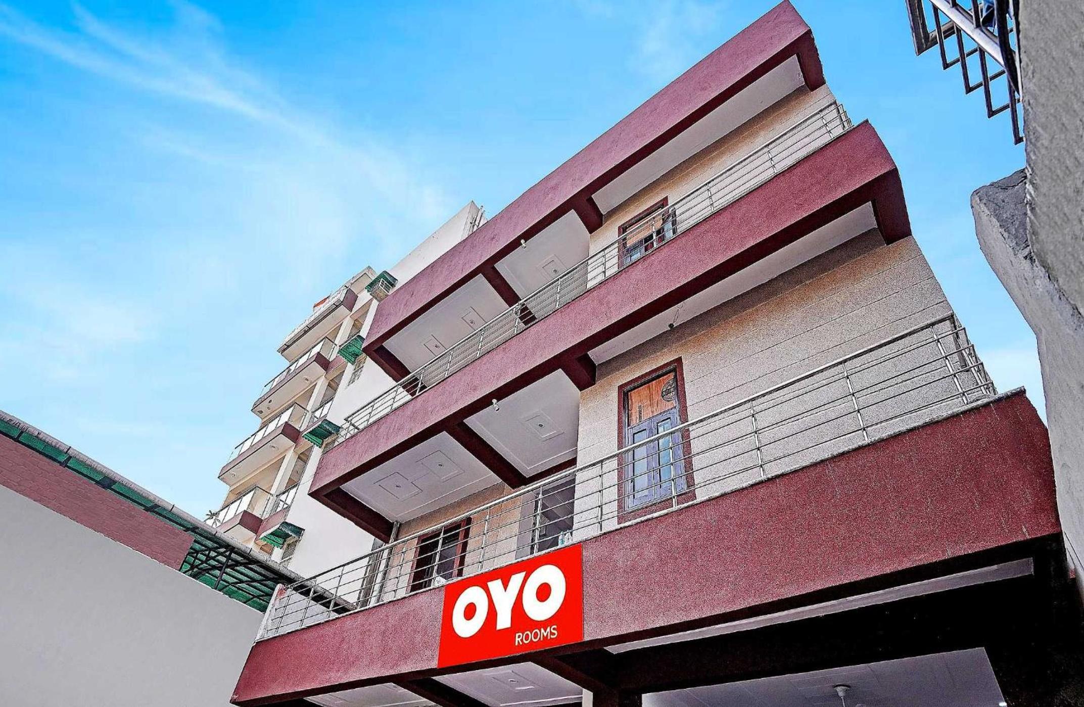 Super Hotel O Soho Lite Near Iskcon Temple Noida view 4