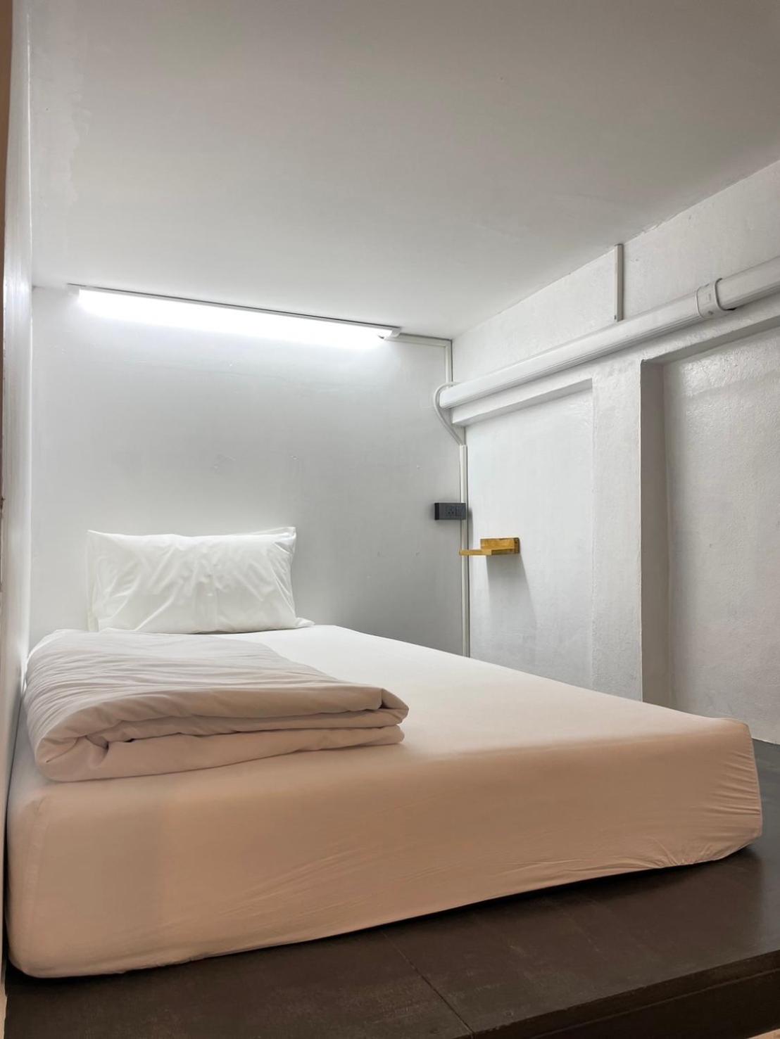 Ekanek Hostel