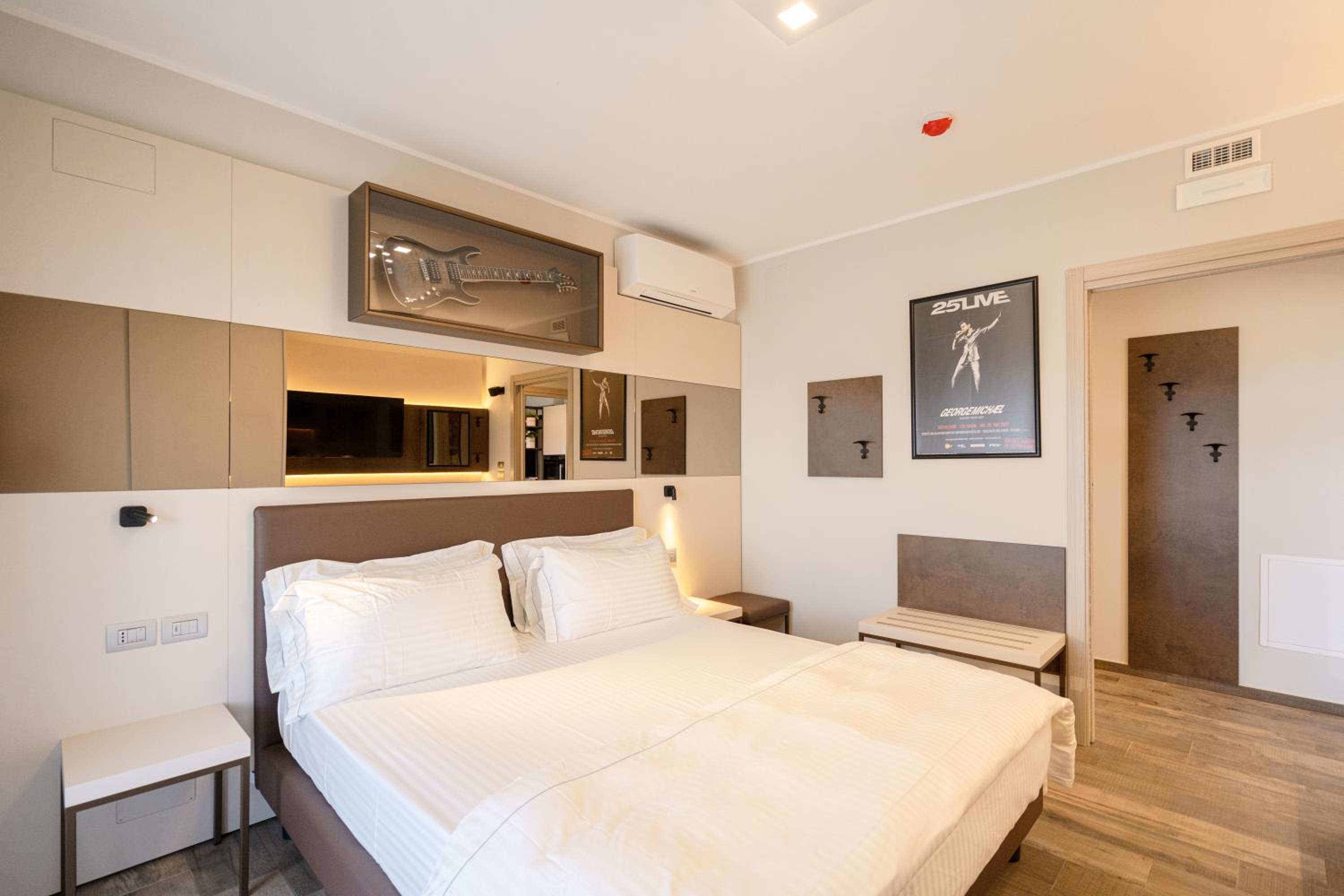 ArtRock Apartments