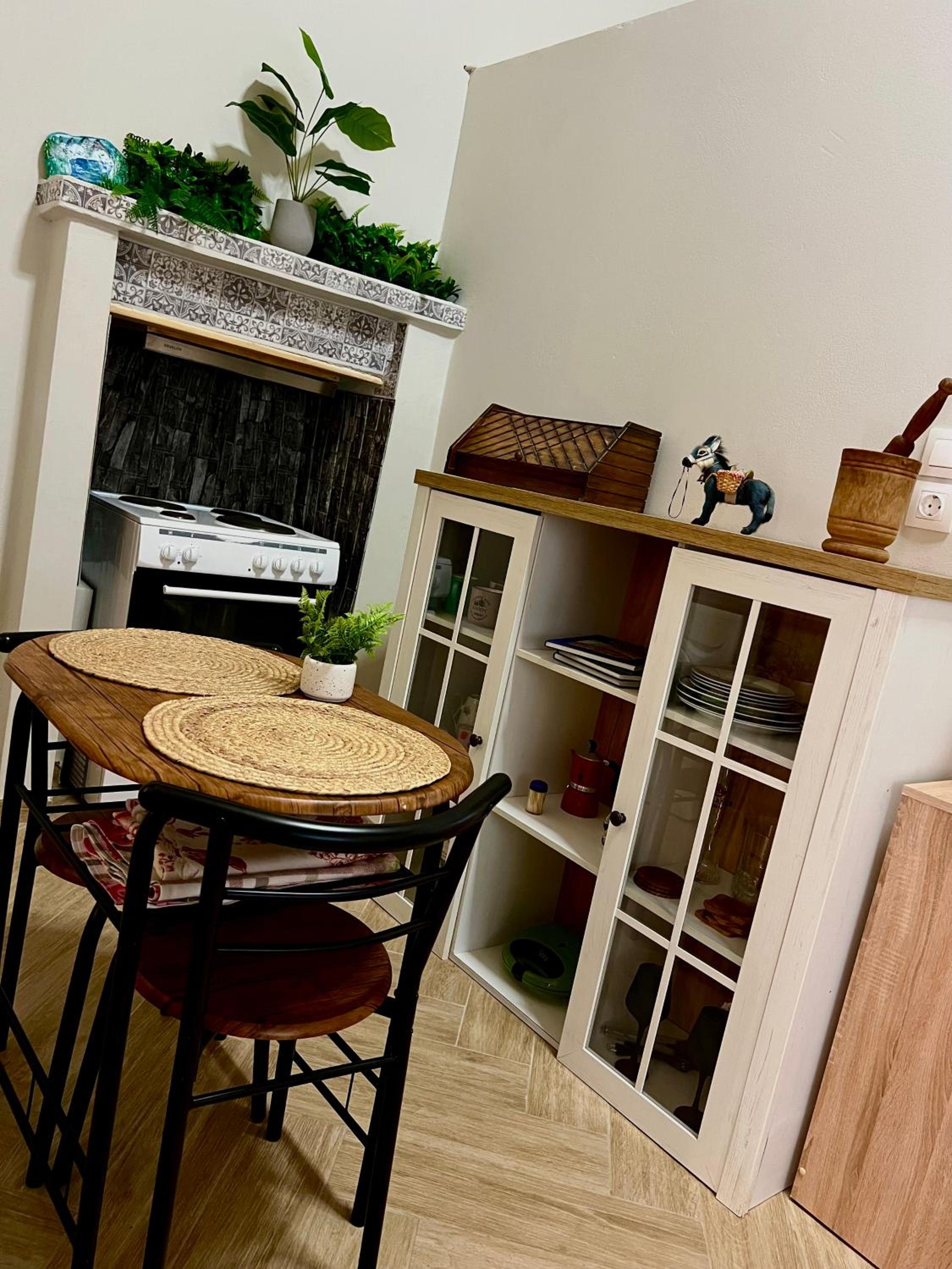 Niki Cottage