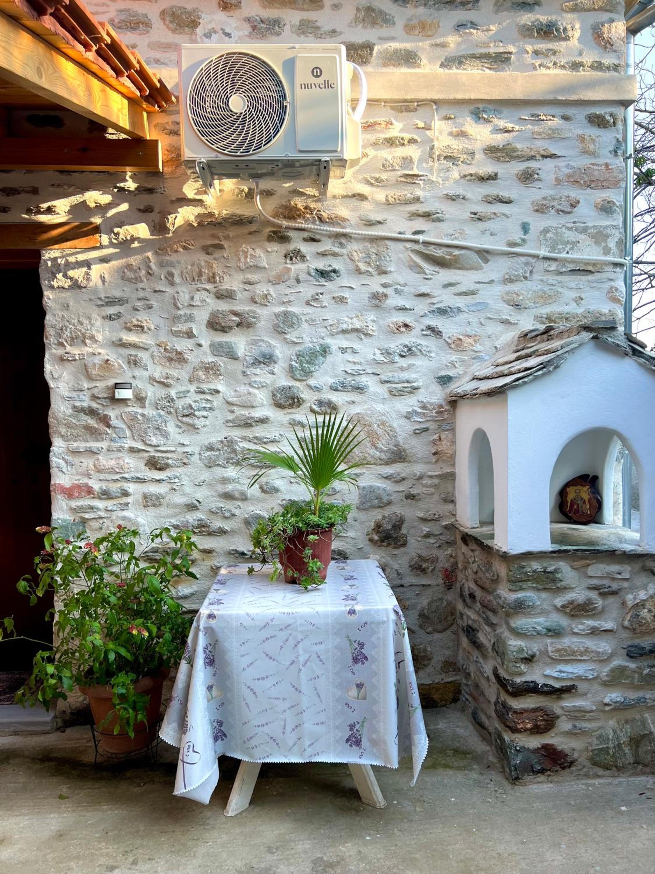 Niki Cottage