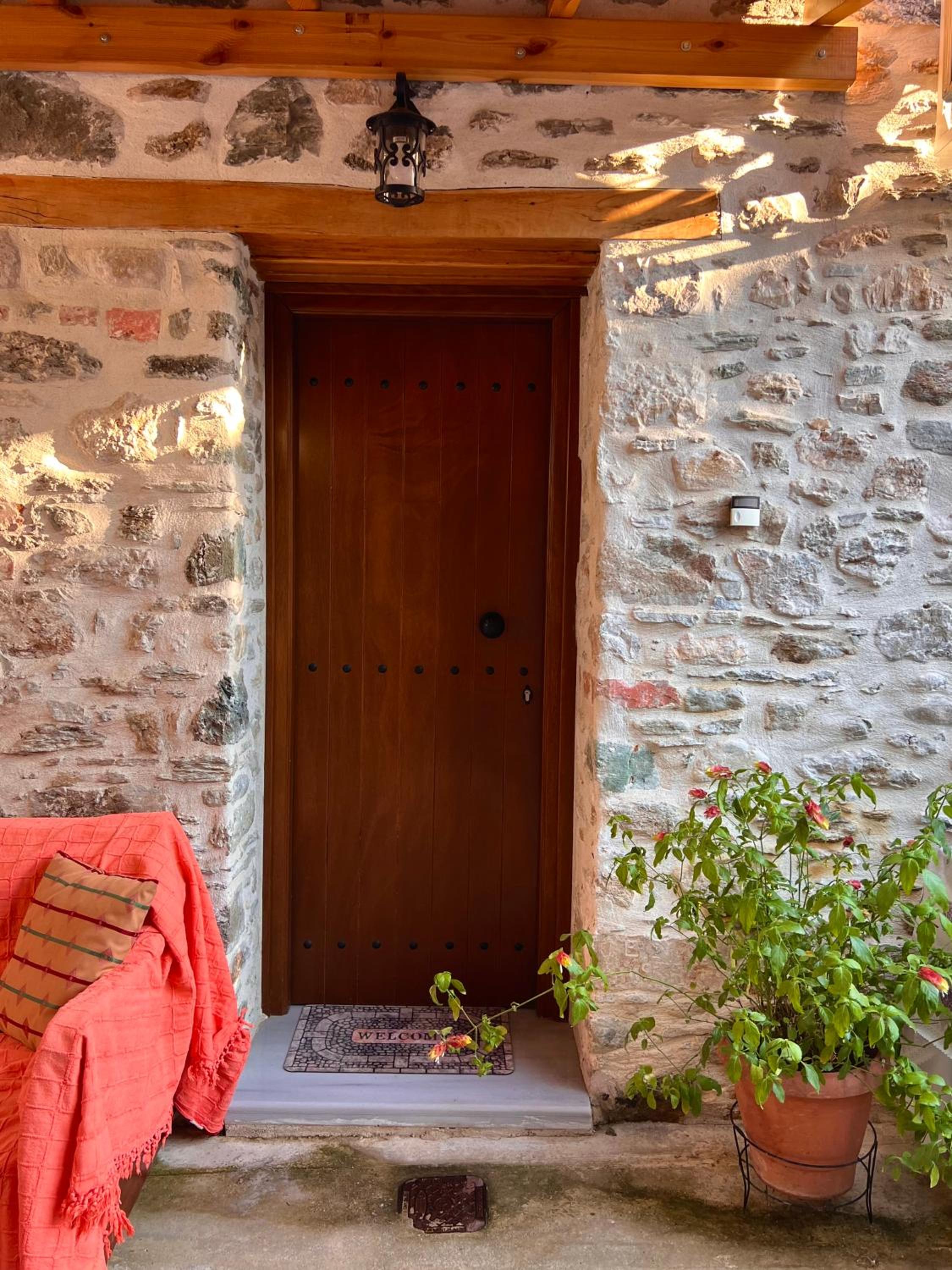 Niki Cottage