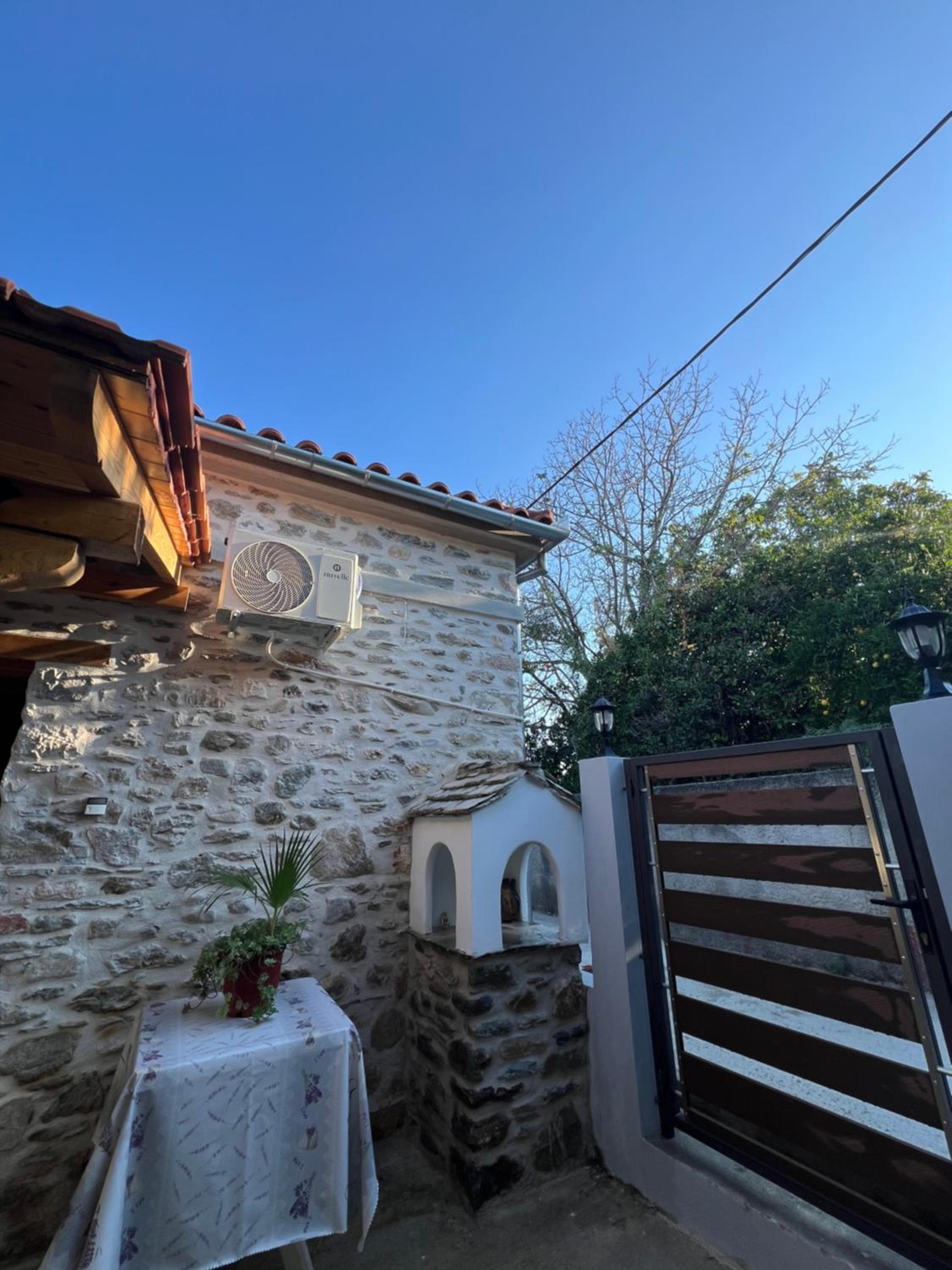 Niki Cottage