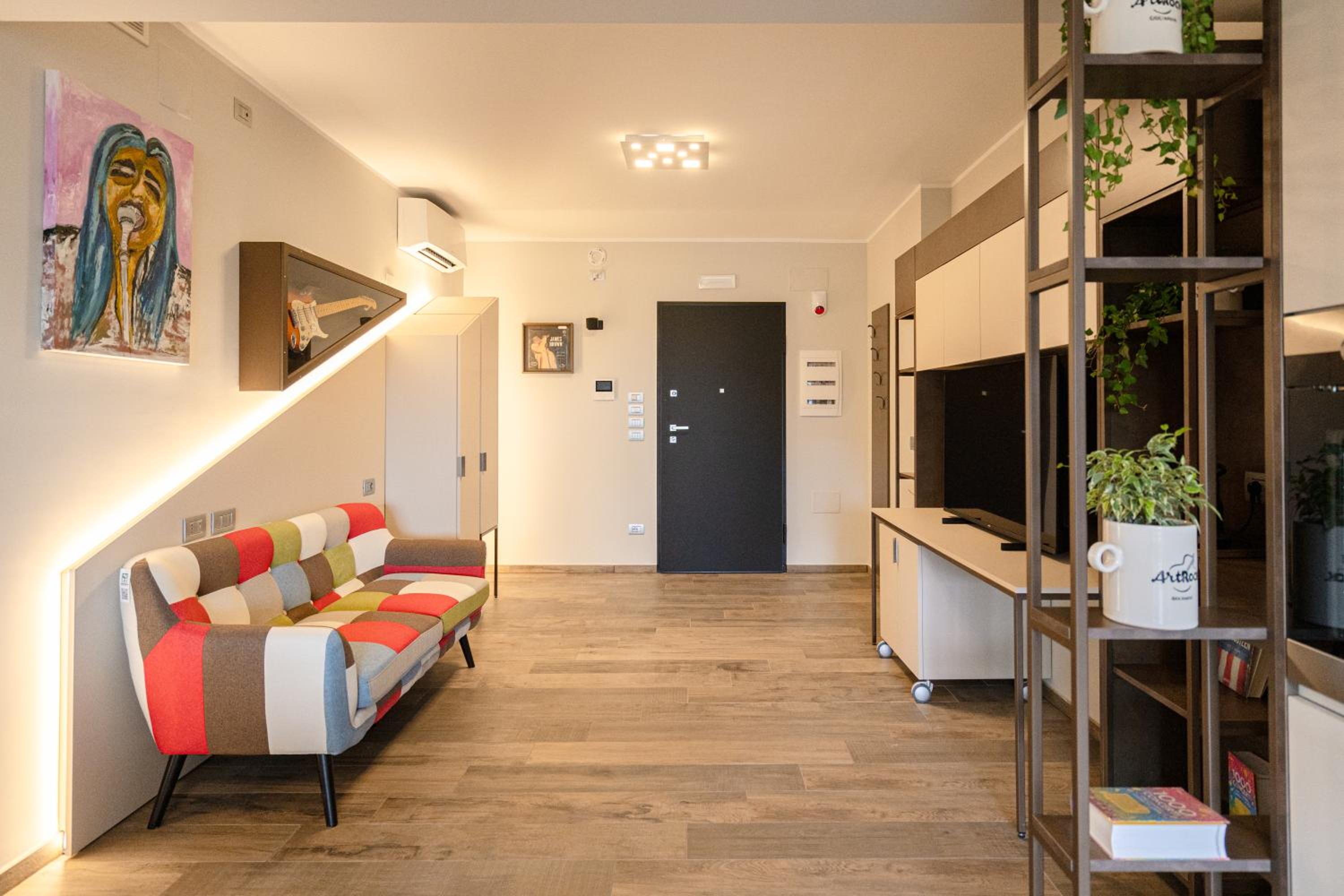 ArtRock Apartments