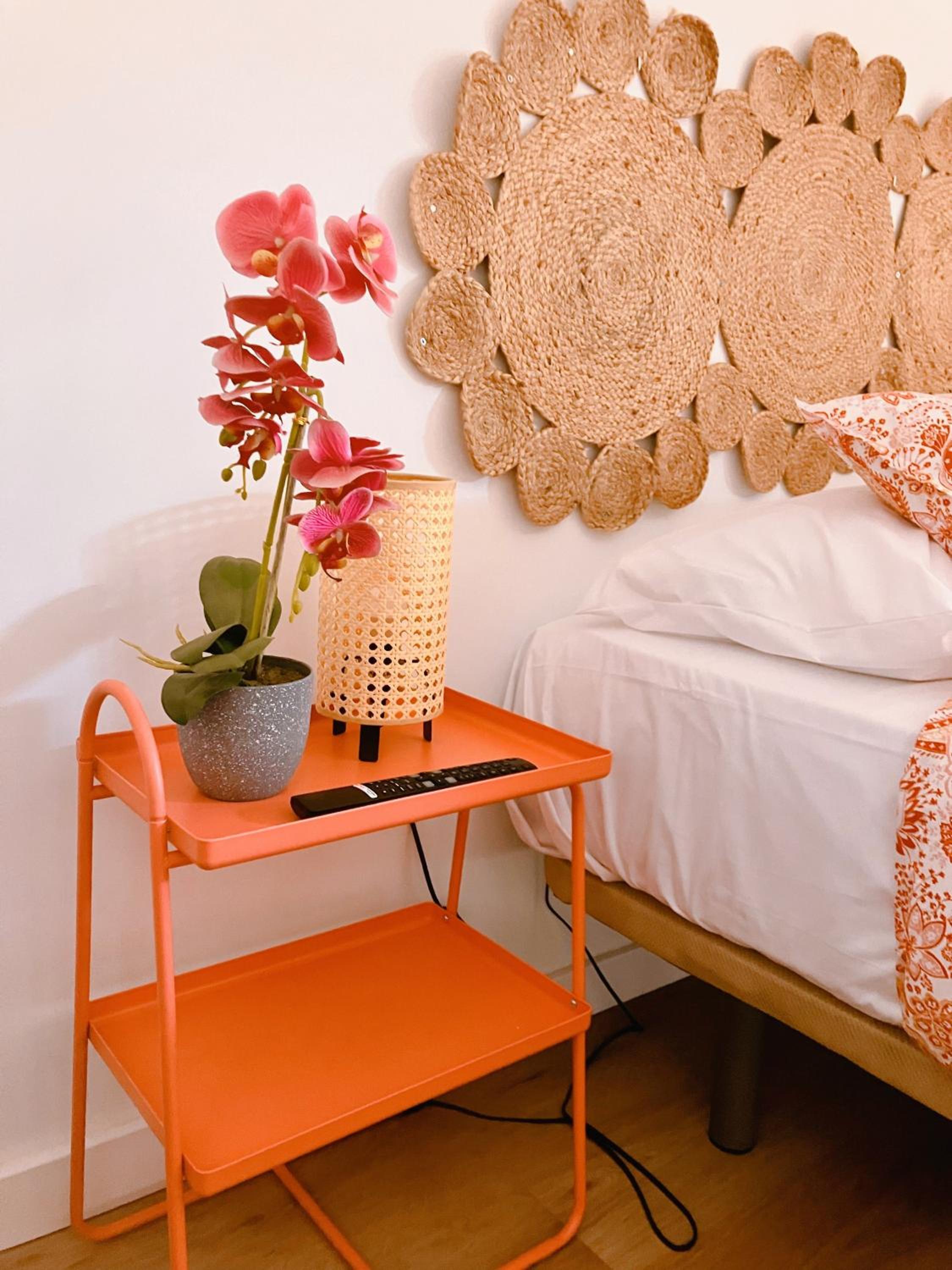 Bythewave Apartments