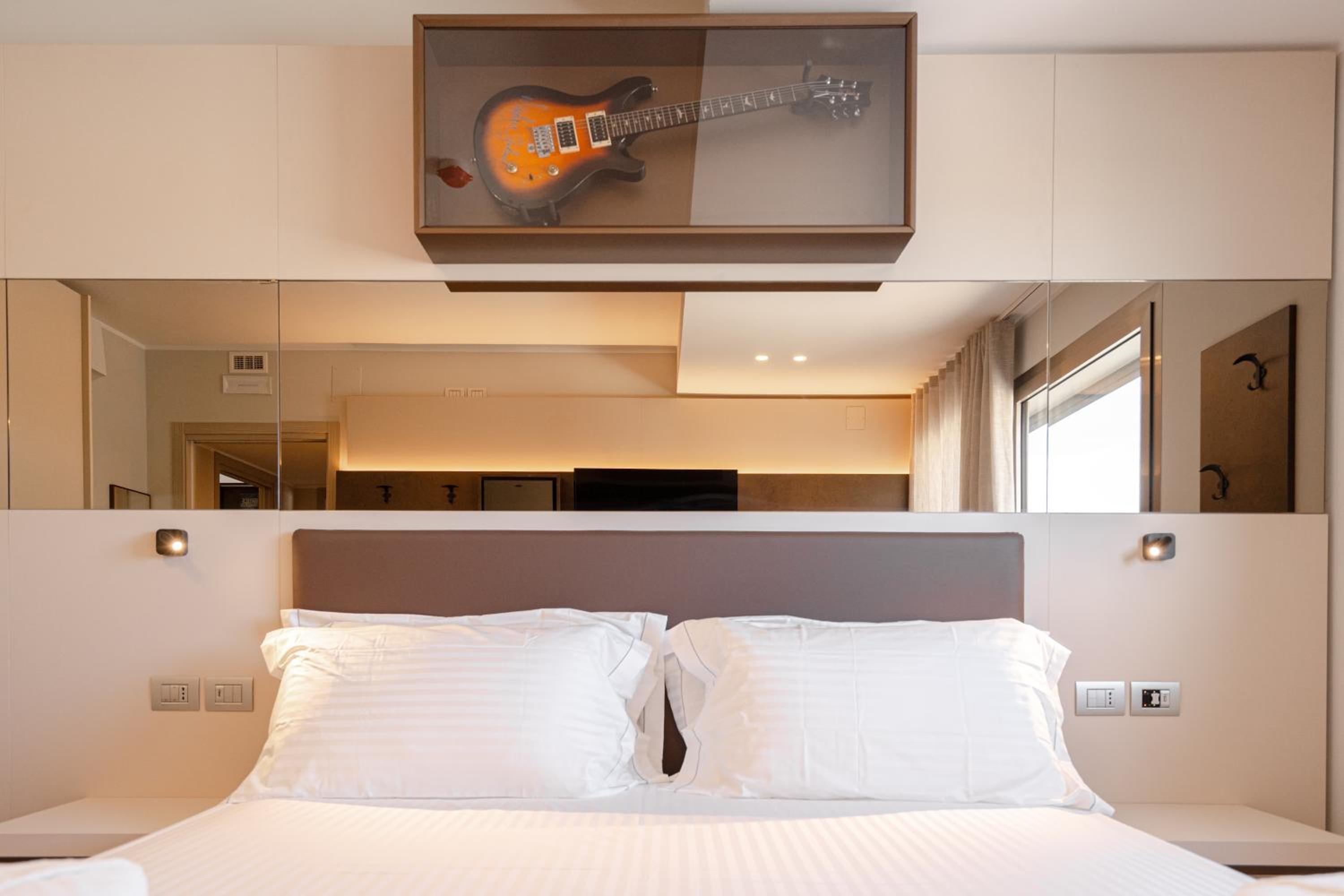 ArtRock Apartments