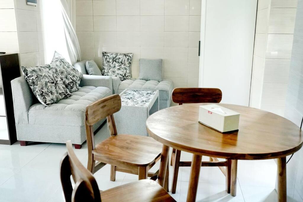 Subha Residence, a cozy house view 5