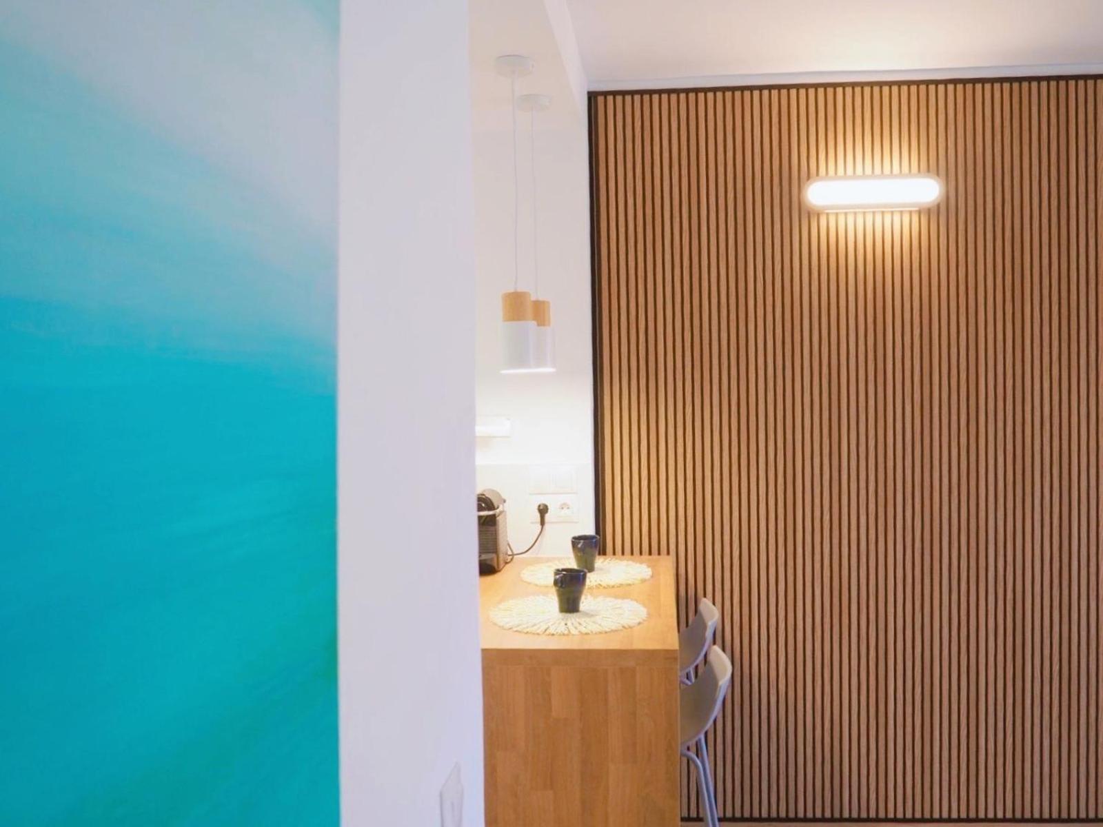Bythewave Apartments