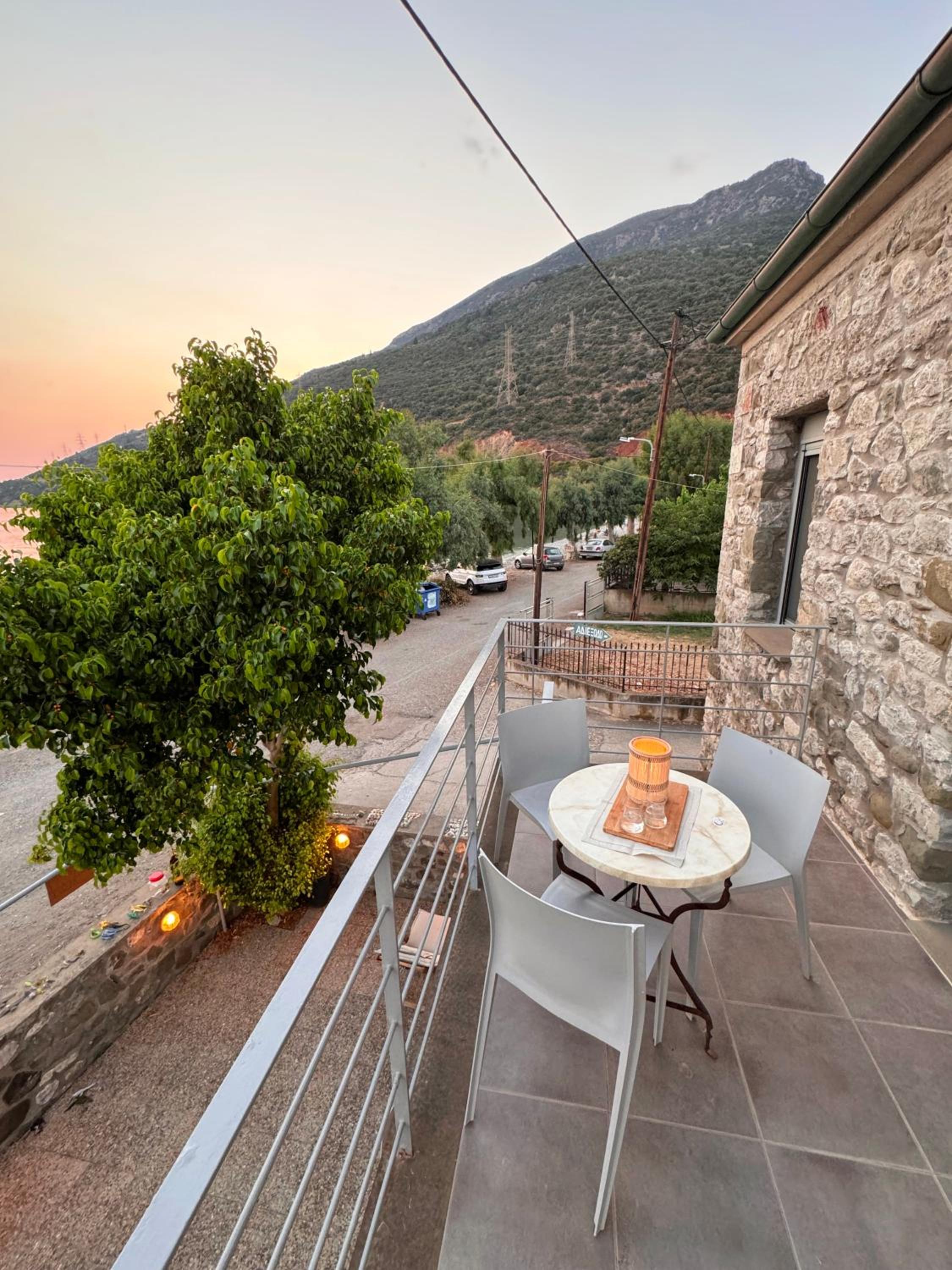 Ianos Maisonette