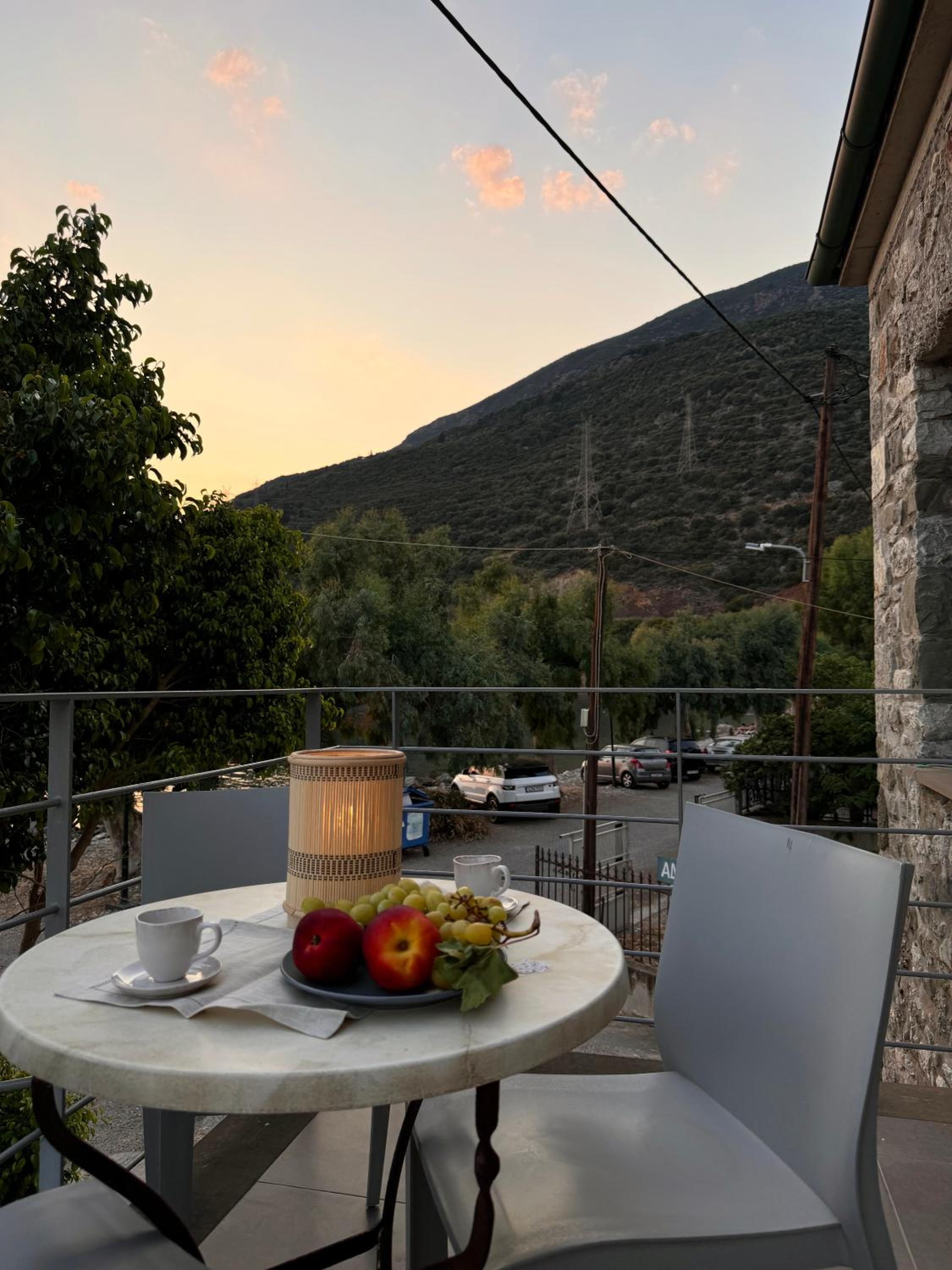 Ianos Maisonette
