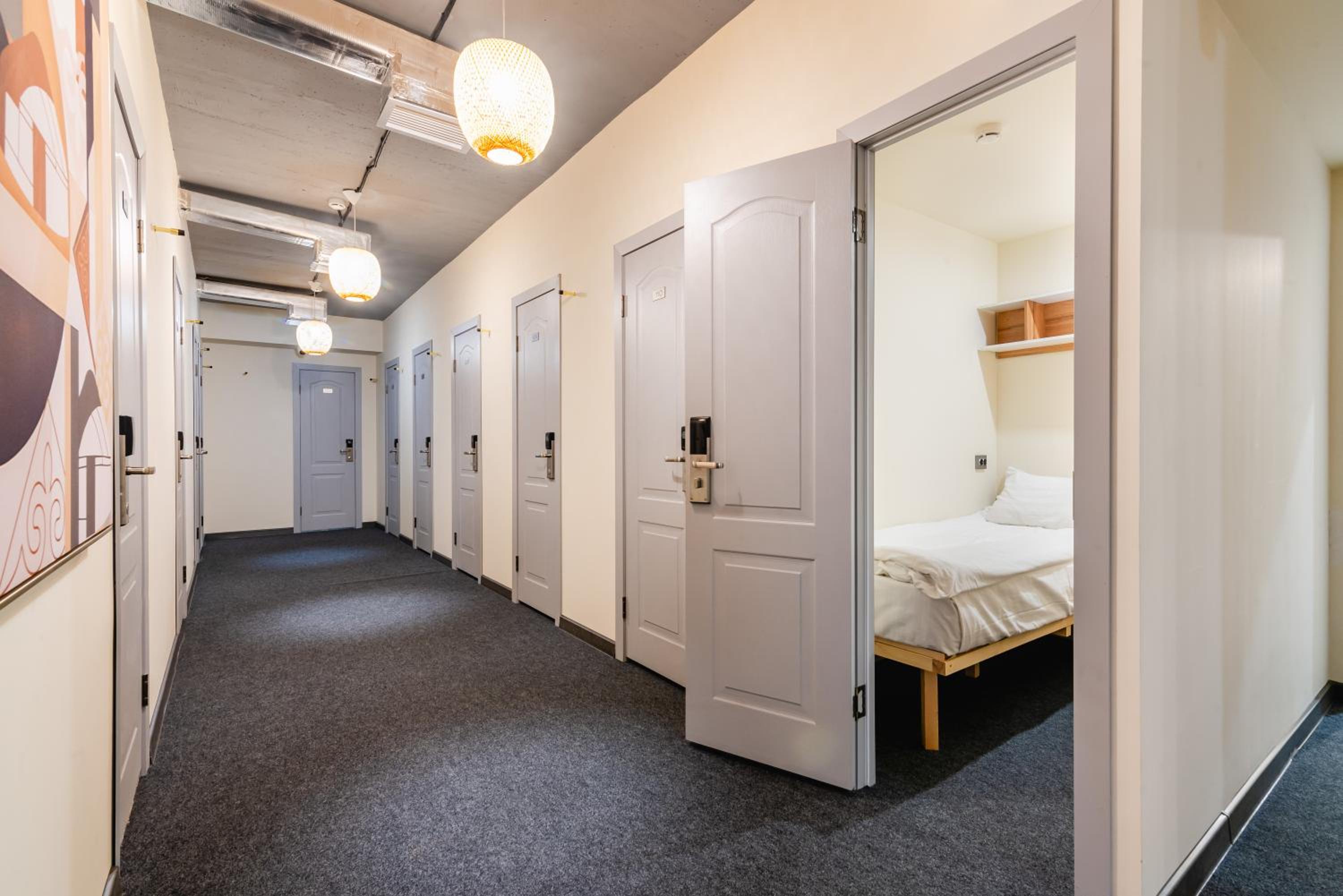 AYKUN Capsule Hotel