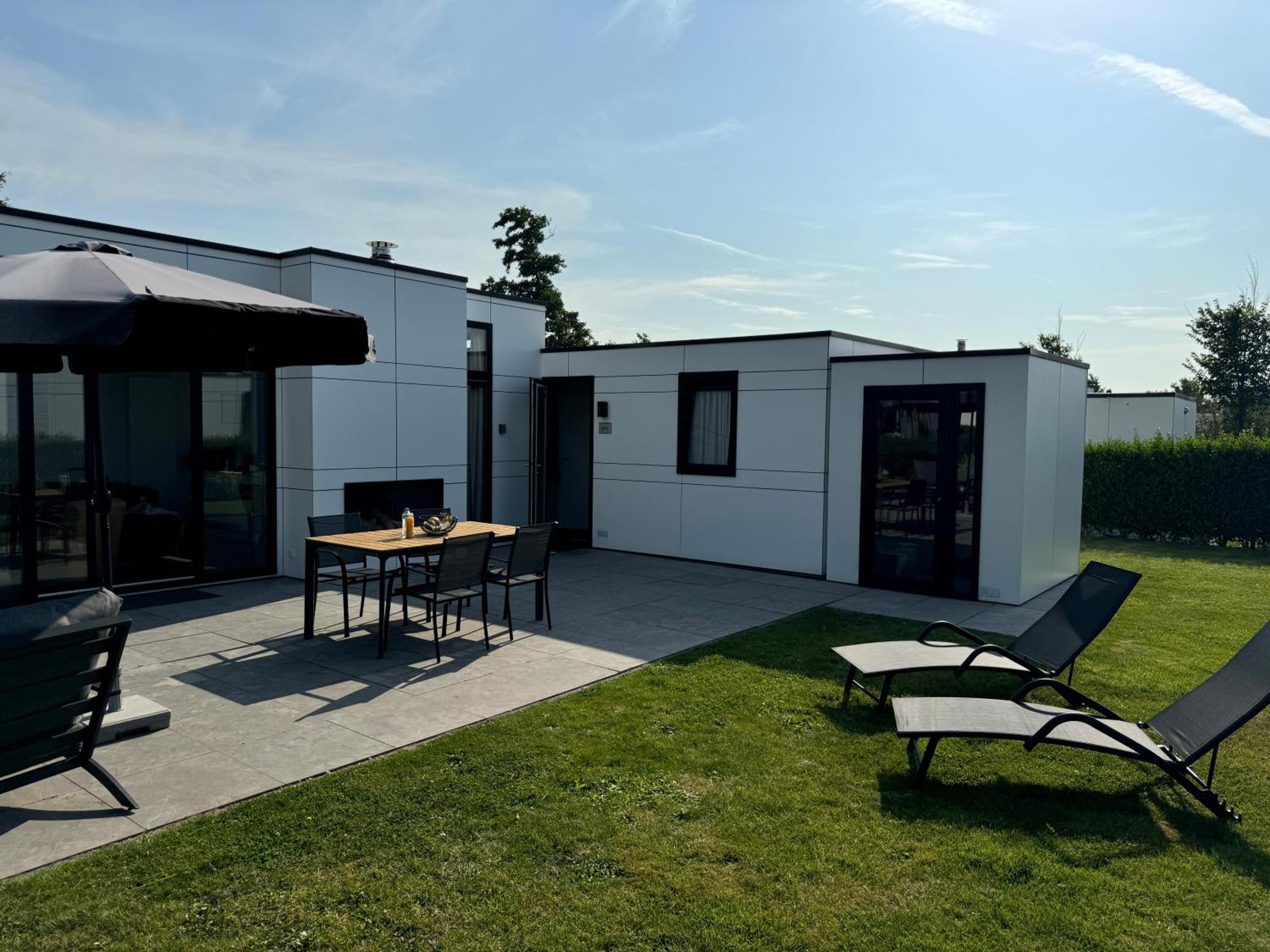 Breskens Chalet Strandleben Breskens mit Zaun Hausnr B75 view 3