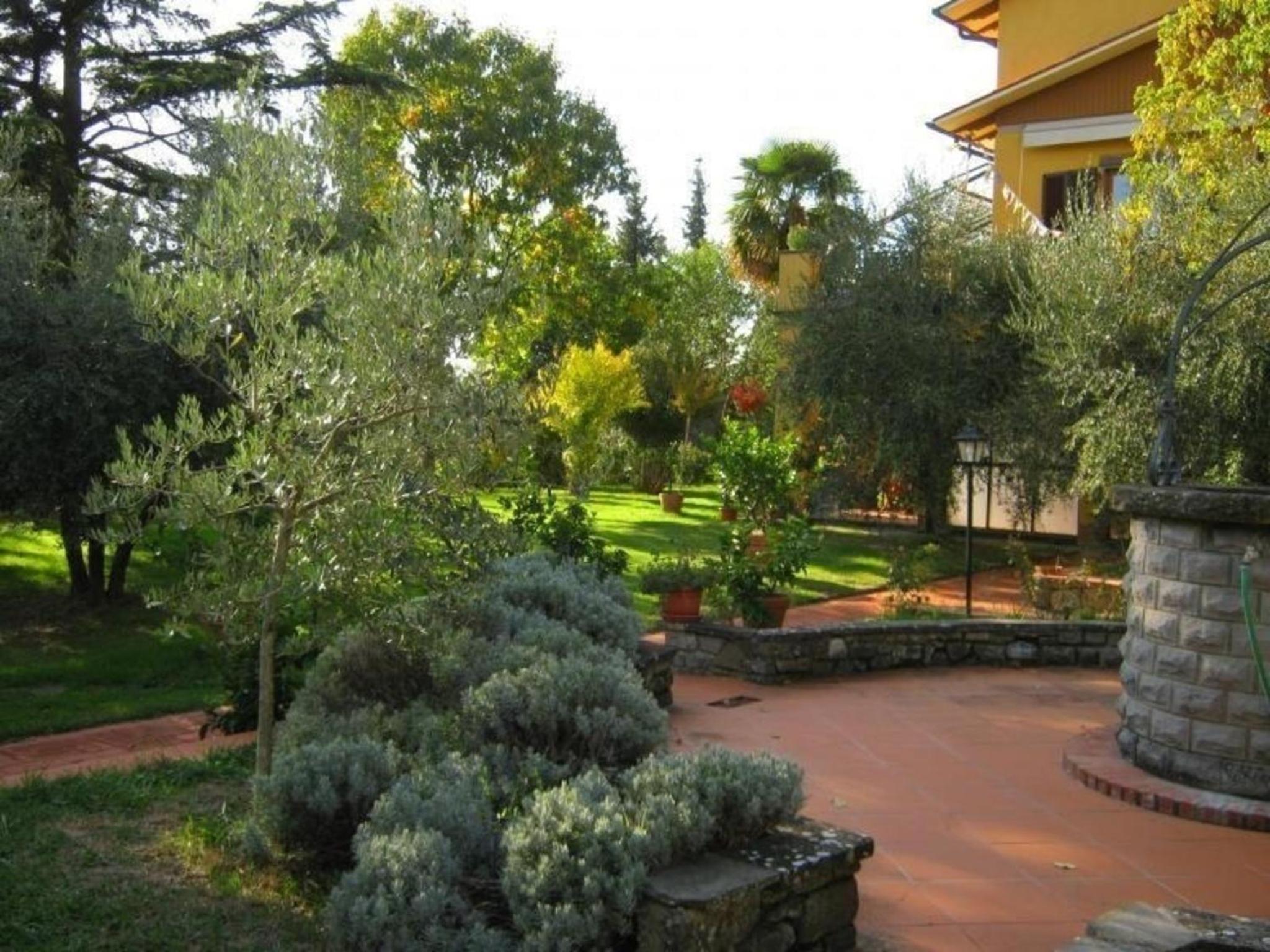 Tolles Ferienhaus in Pian Di Scò mit Privatem Pool und Panoramablick view 4