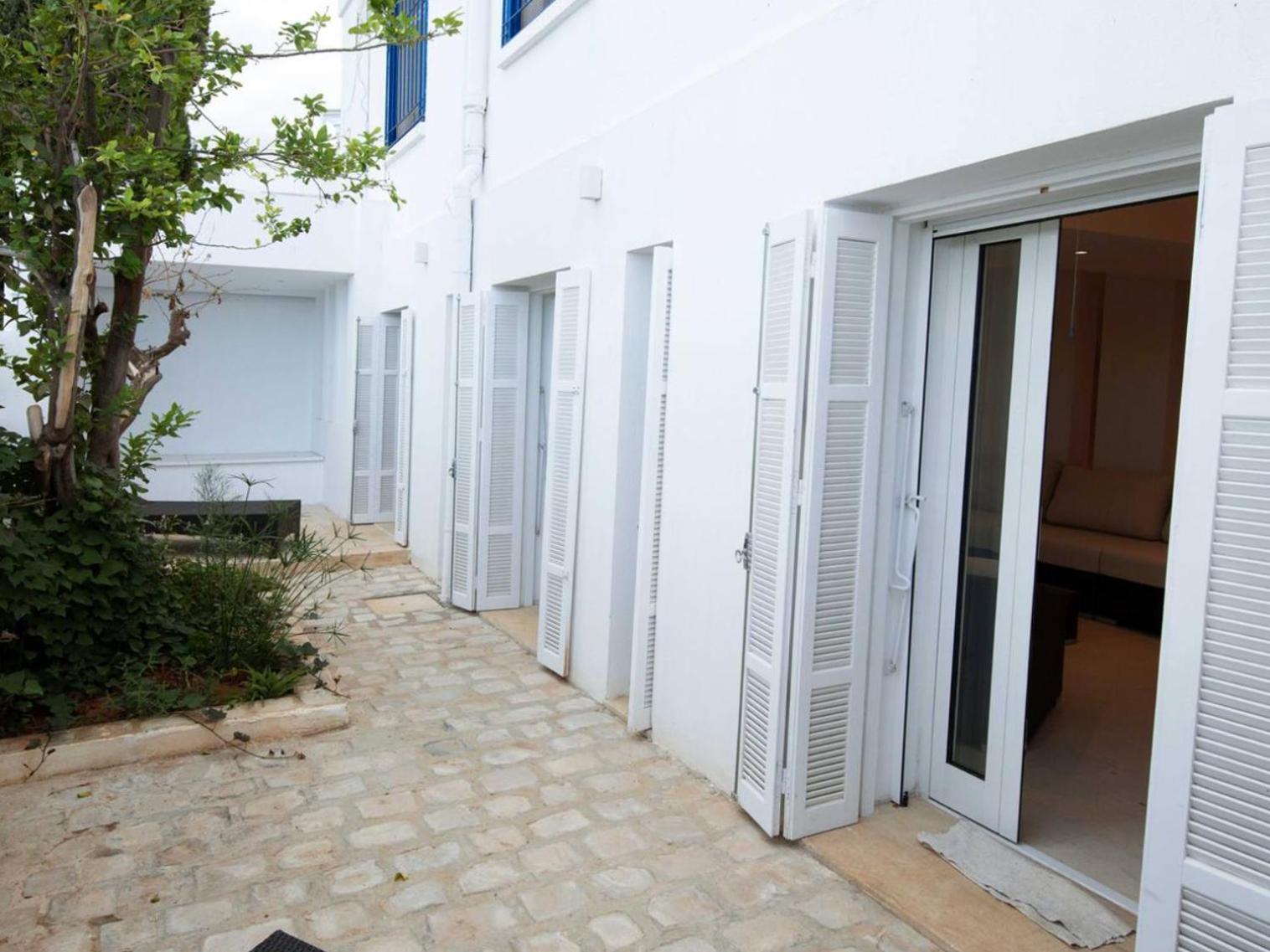 "L'Abri Côtier" Appartement 3 chambres Haut Standing Port Punique Carthage view 3