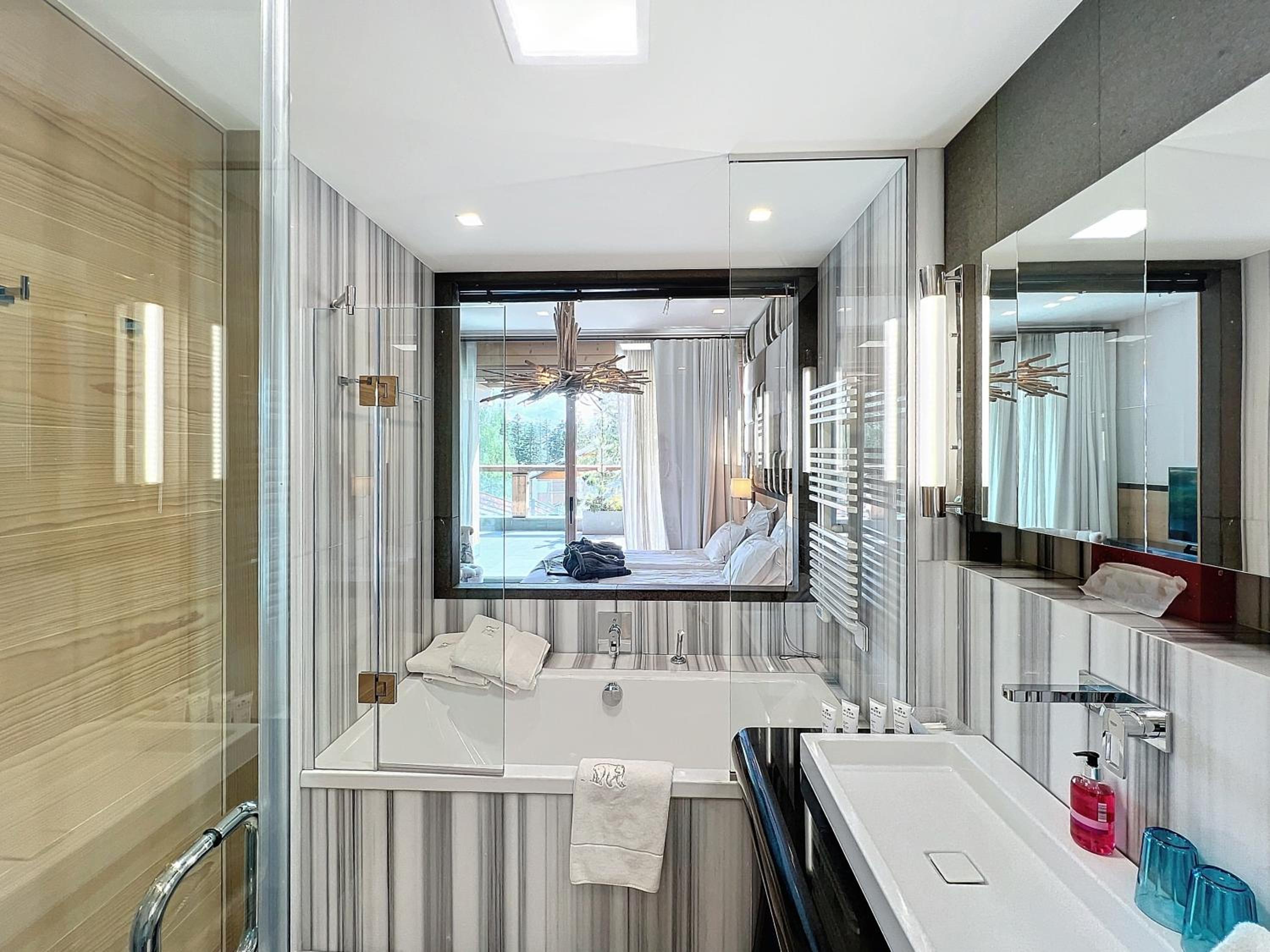 Chalet Migui Luxury Living & Spa *****, Crans Montana