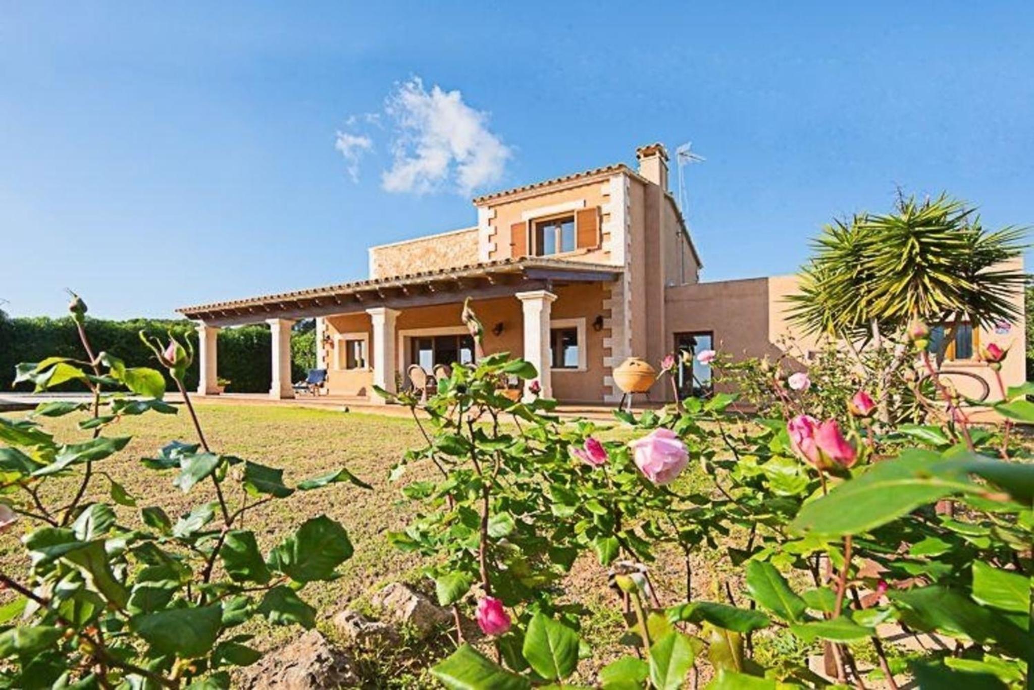 Finca mit privatem Pool nahe des kleinen Ortes S' Horta view 3