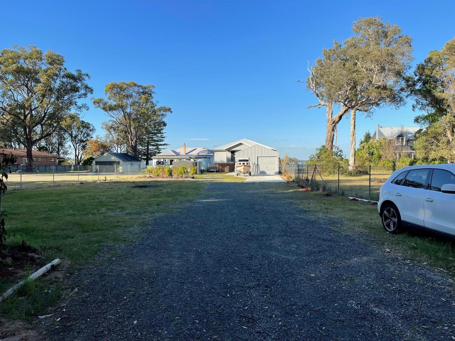 ABSOLUTE BEACHFRONT Port Stephens - Pindimar Beach House