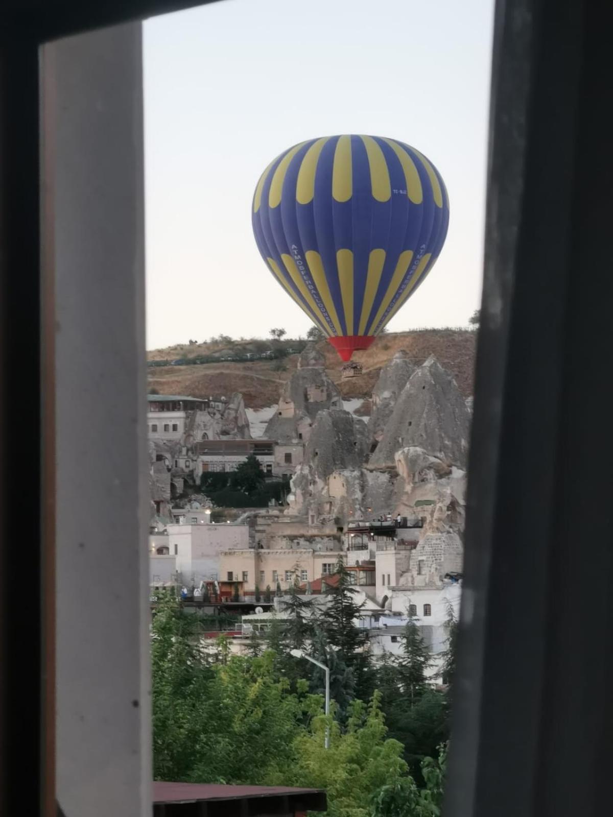 Falcon Cave Suites - Image 32