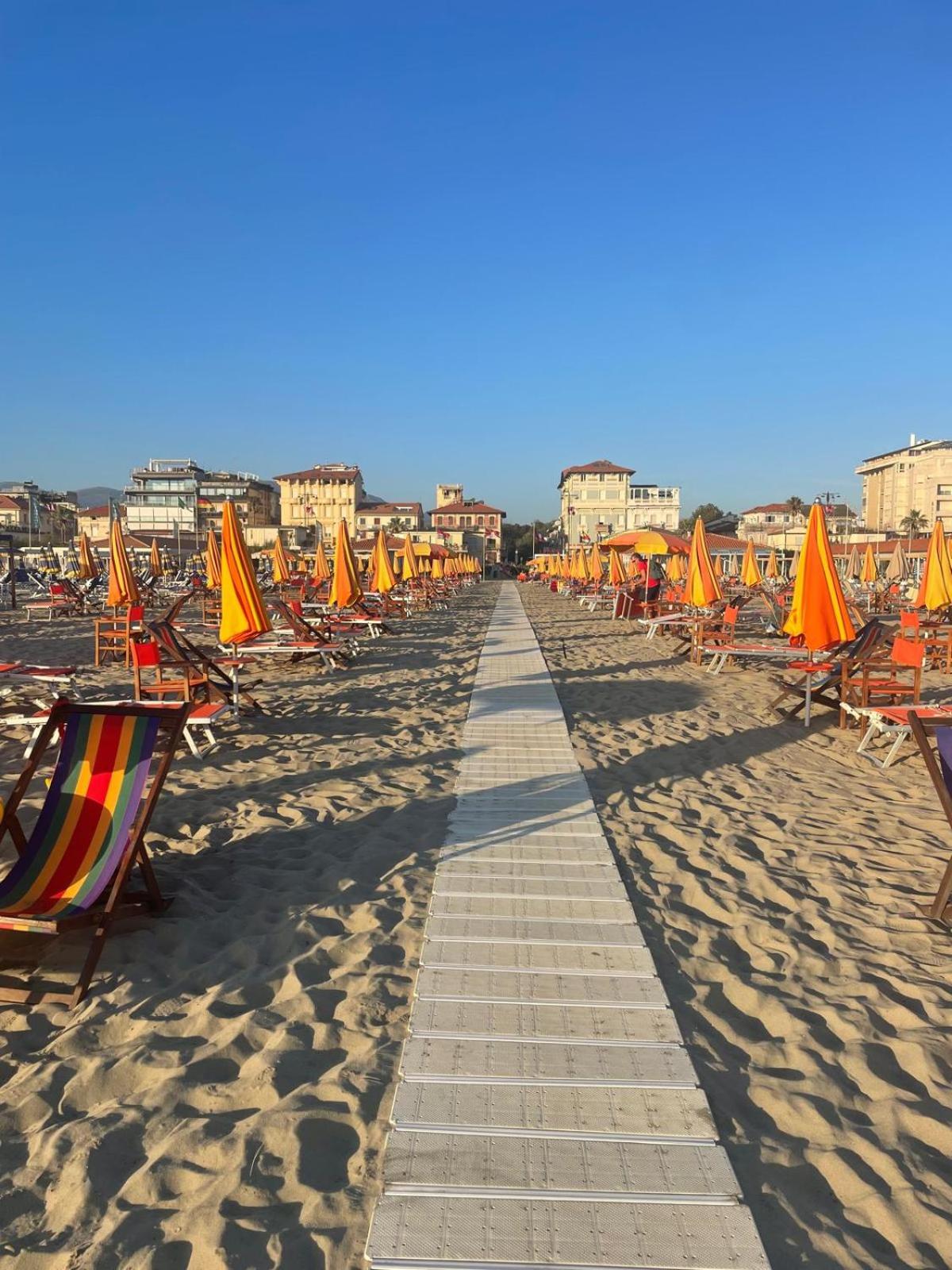 Viareggio Vacations - Glamping tent with bathroom - Tuscany next to sea! - Property Image 13