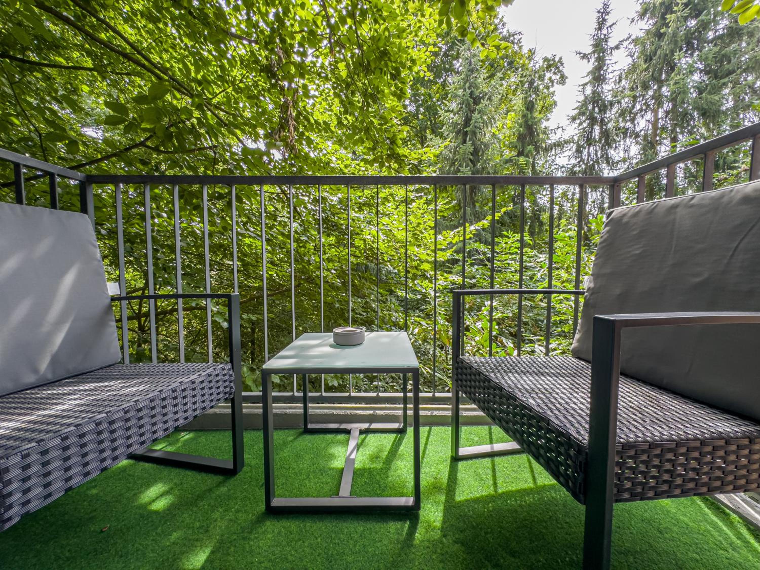 ImmoStay S#6 - Ferienwohnung, WiFi & Free Parking Nähe Mercedes Benz