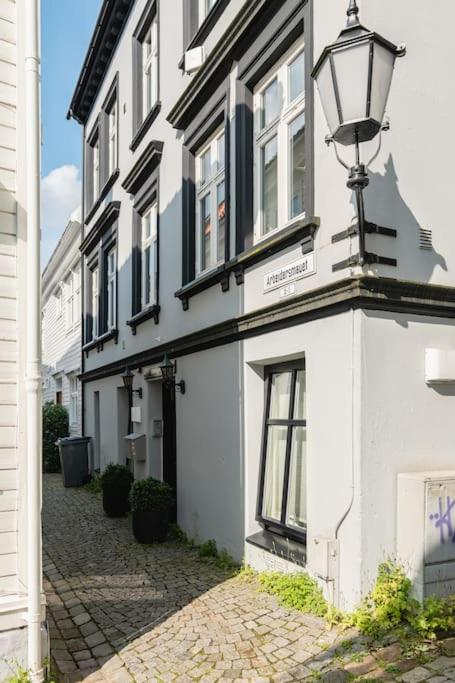 Dinbnb Apartments I 300m to Bryggen & Fløien I Renovated 2023