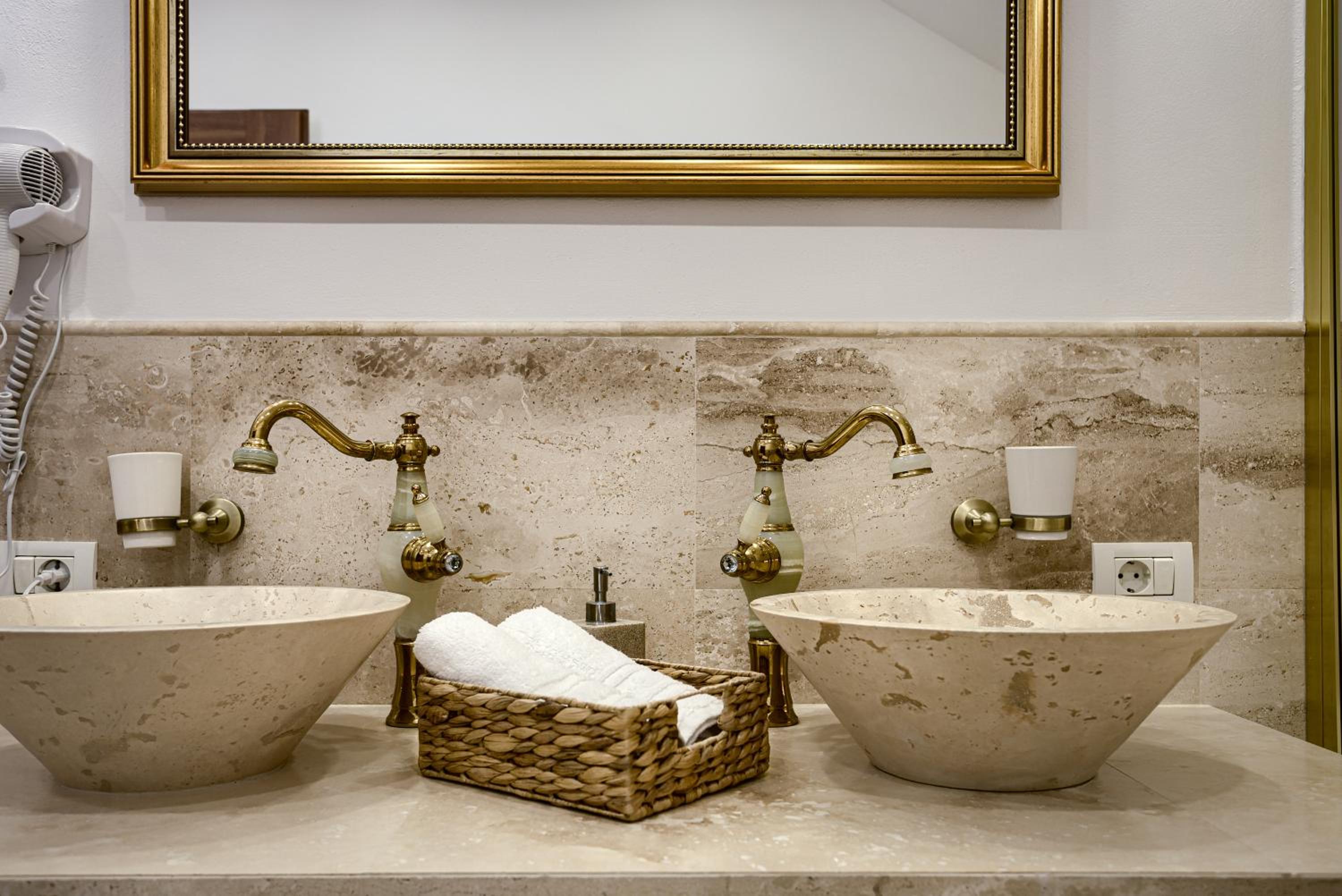 Sika Grand Palladium Garden & Spa Central Apartment - cazare Arad - self check in