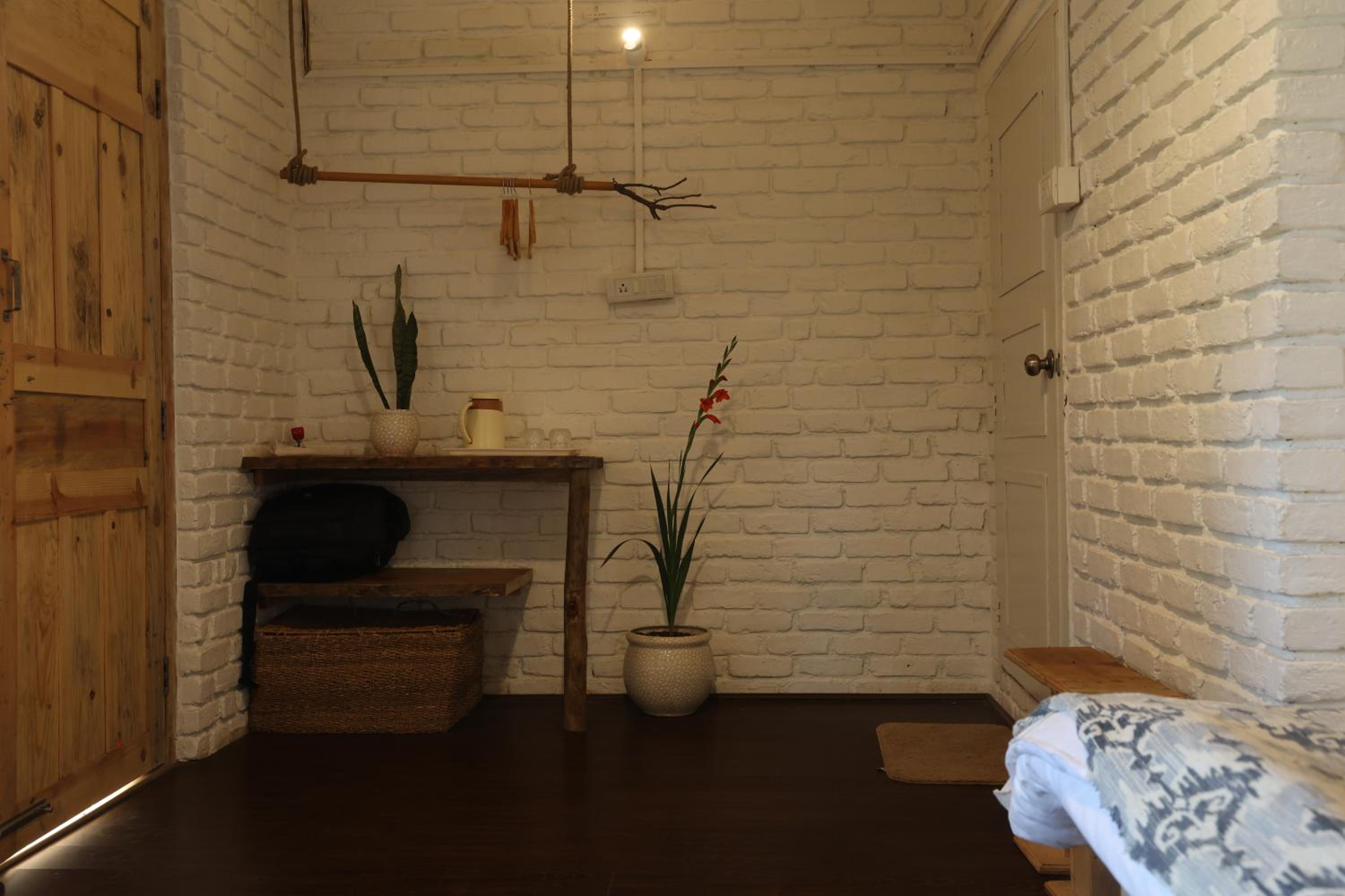 Secluded Himalayan view villa - THHPSOCIETY view 2