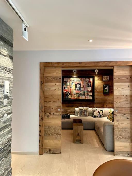 Private luxury 4 bedroom apartment in Flims Waldhaus
