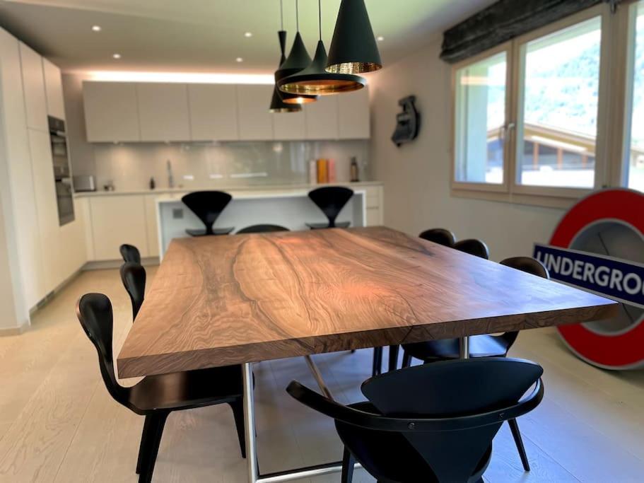 Private luxury 4 bedroom apartment in Flims Waldhaus