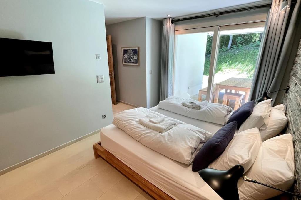 Private luxury 4 bedroom apartment in Flims Waldhaus