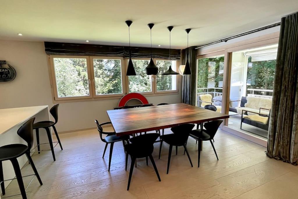 Private luxury 4 bedroom apartment in Flims Waldhaus