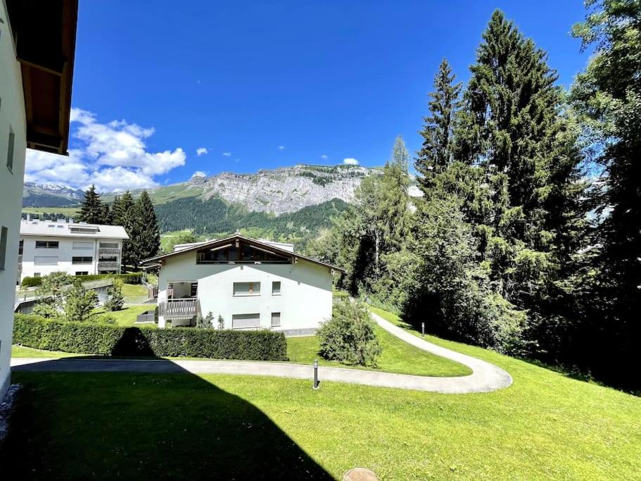 Private luxury 4 bedroom apartment in Flims Waldhaus