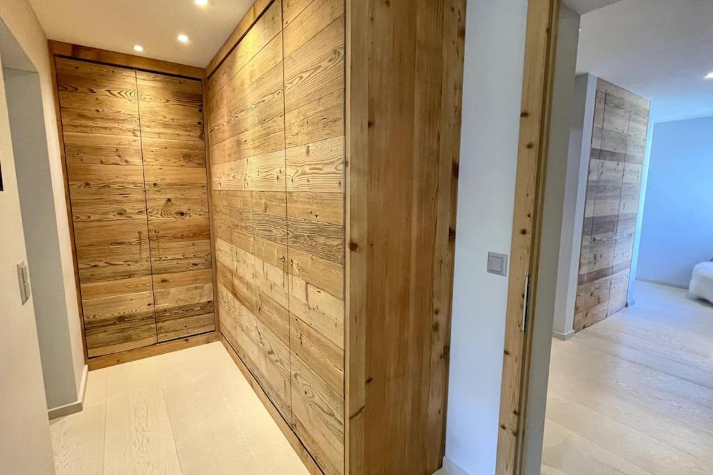 Private luxury 4 bedroom apartment in Flims Waldhaus