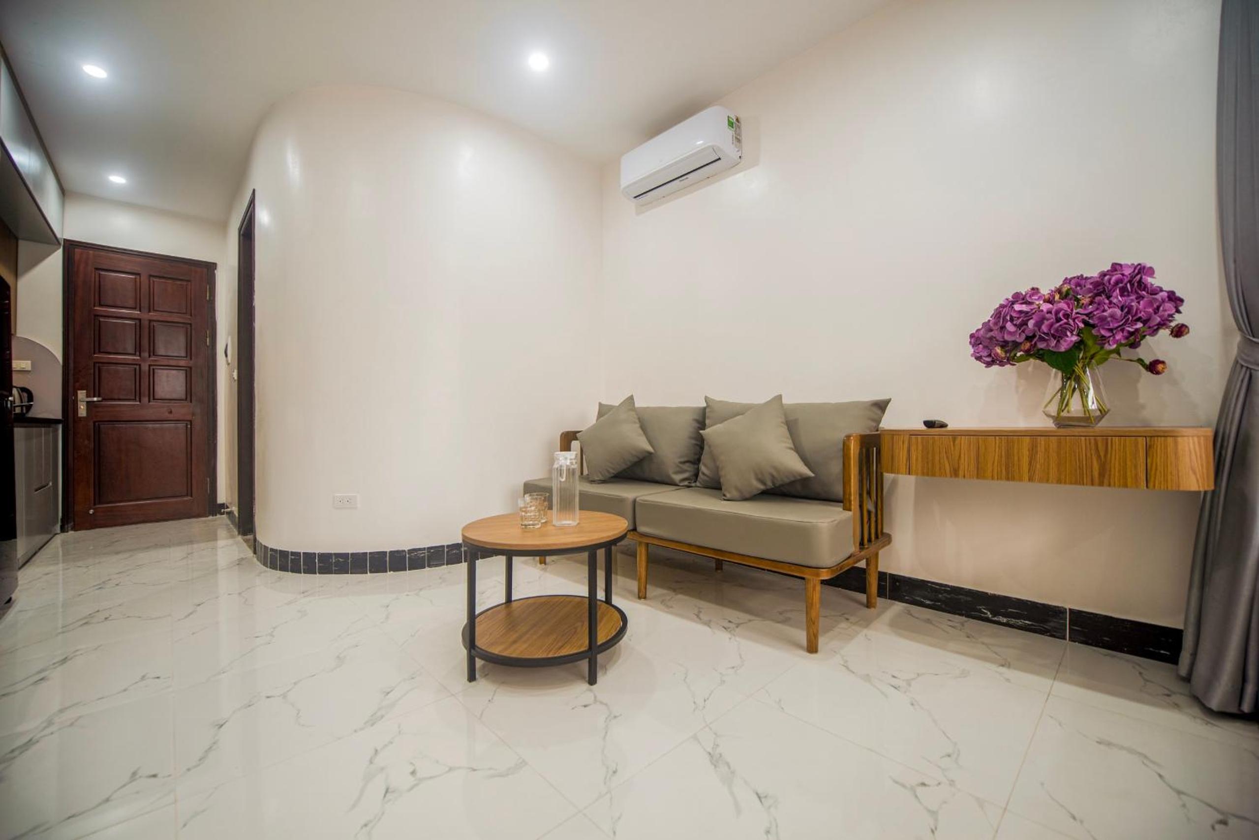Confetti Apartment Nguyễn Công Trứ