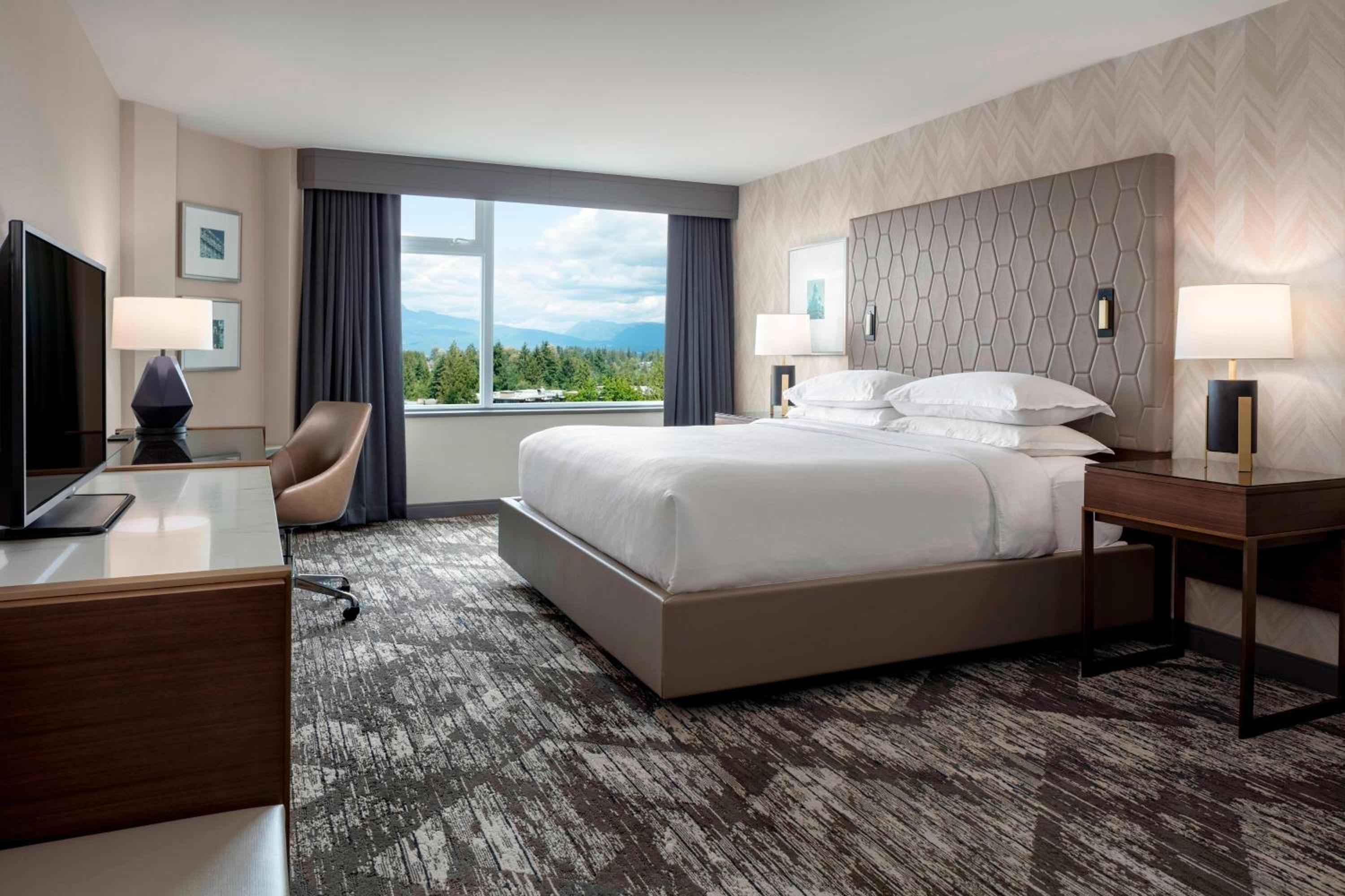 Surrey Vacations - Sheraton Vancouver Guildford Hotel - Property Image 42