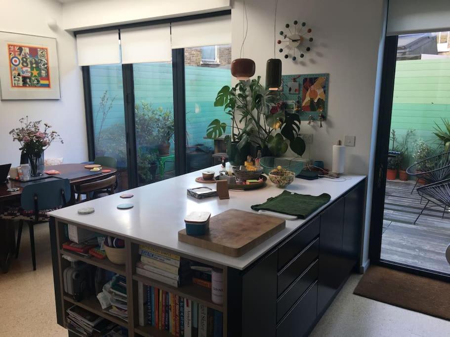 Clapham, London 4 bedroom family house