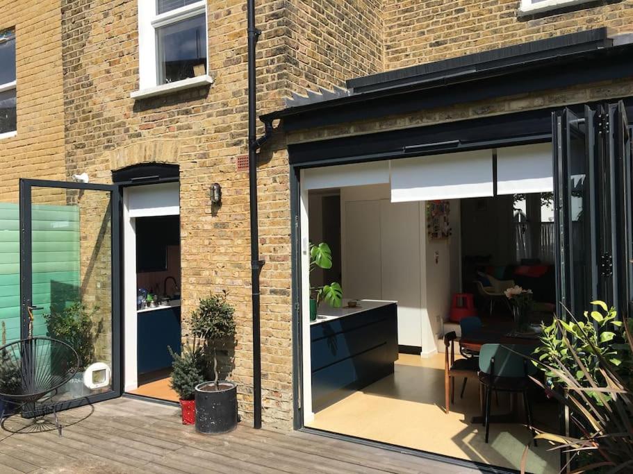 Clapham, London 4 bedroom family house