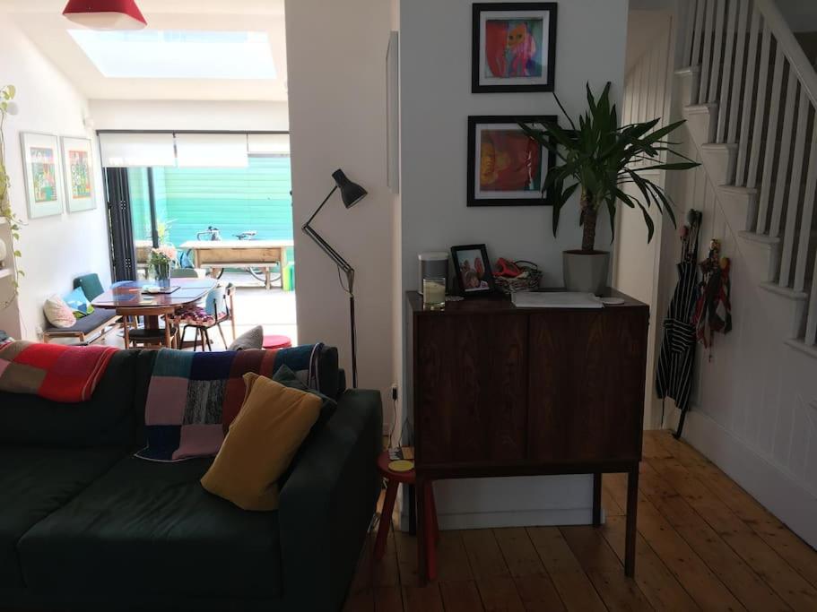 Clapham, London 4 bedroom family house