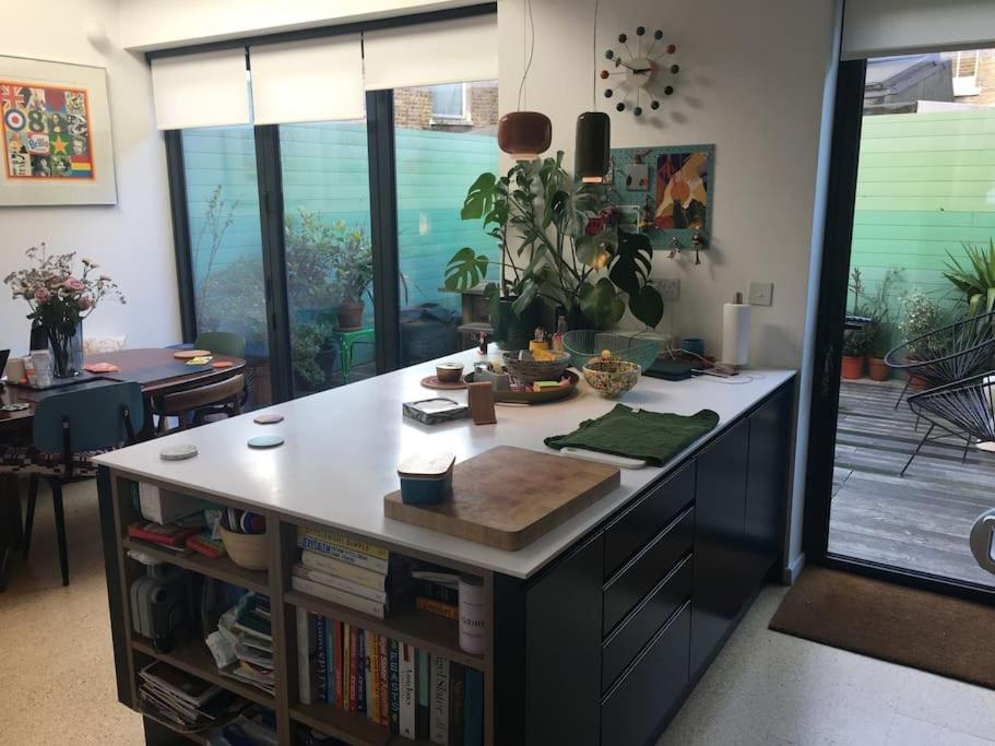 Clapham, London 4 bedroom family house