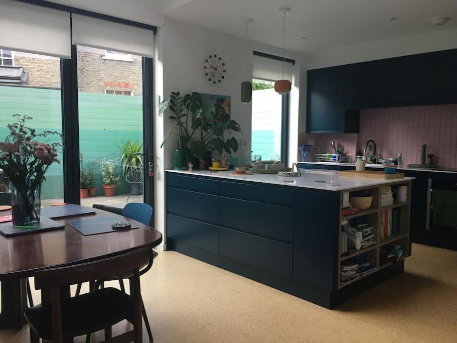 Clapham, London 4 bedroom family house